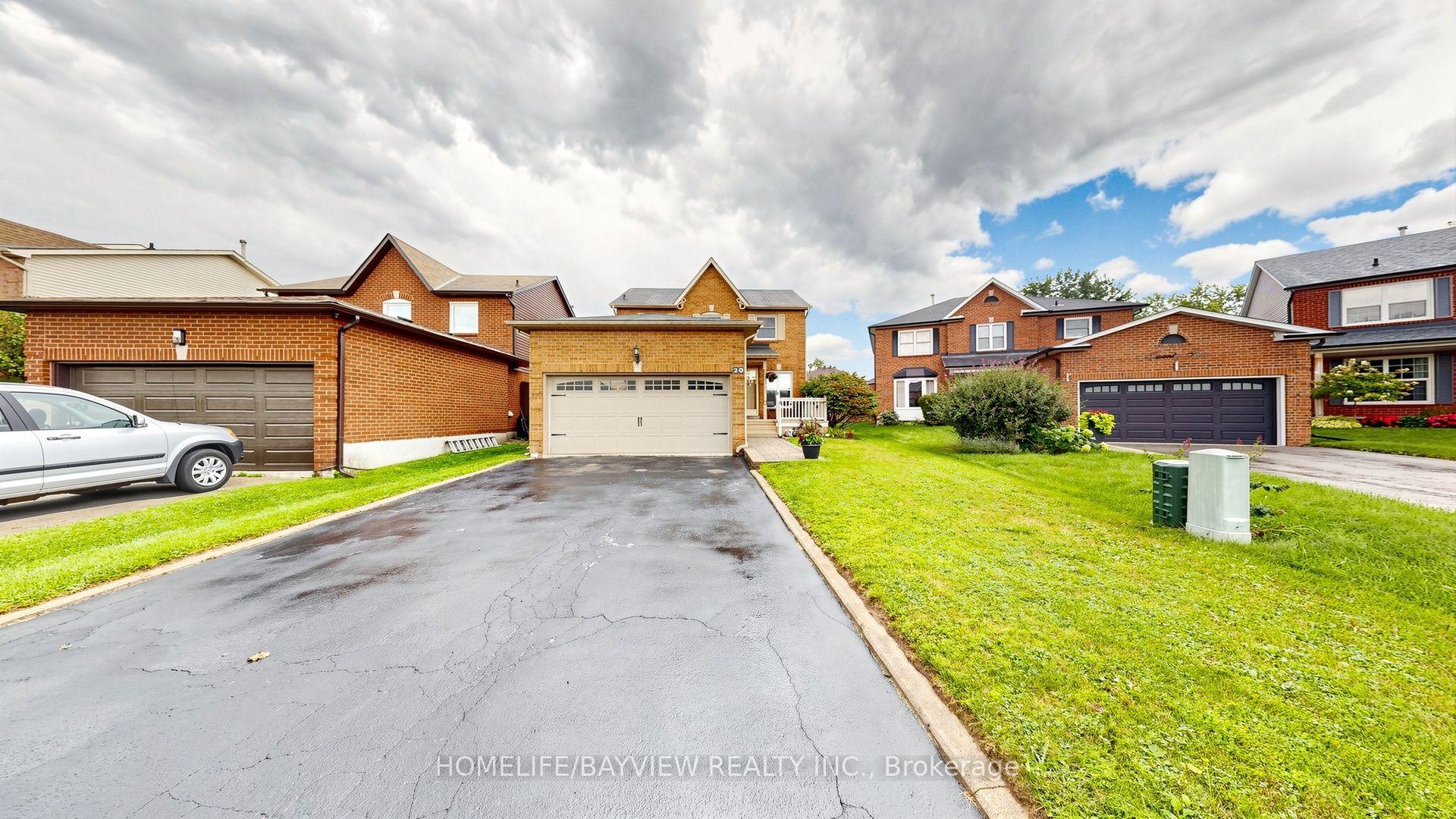 Photo 2 of 20 Doon Crescent, Georgina, Keswick North — HOMEH