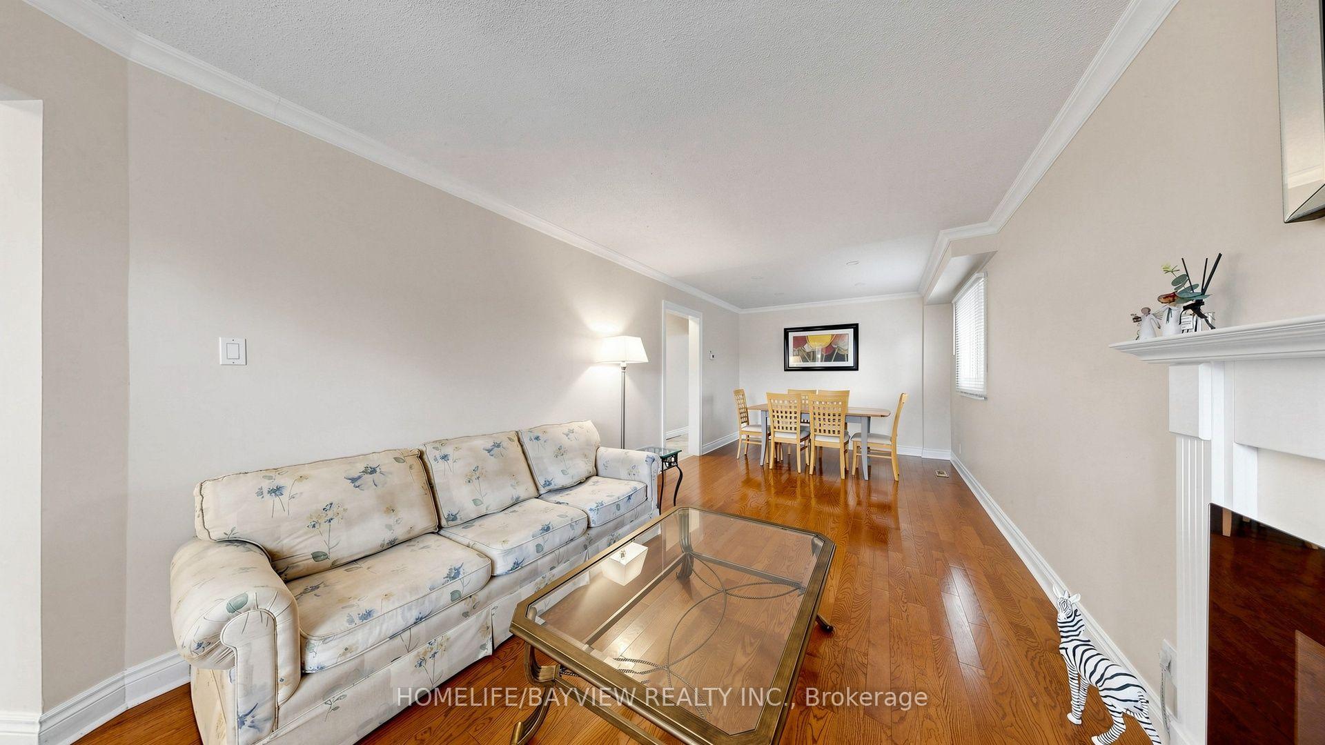 Photo 11 of 20 Doon Crescent, Georgina, Keswick North — HOMEH