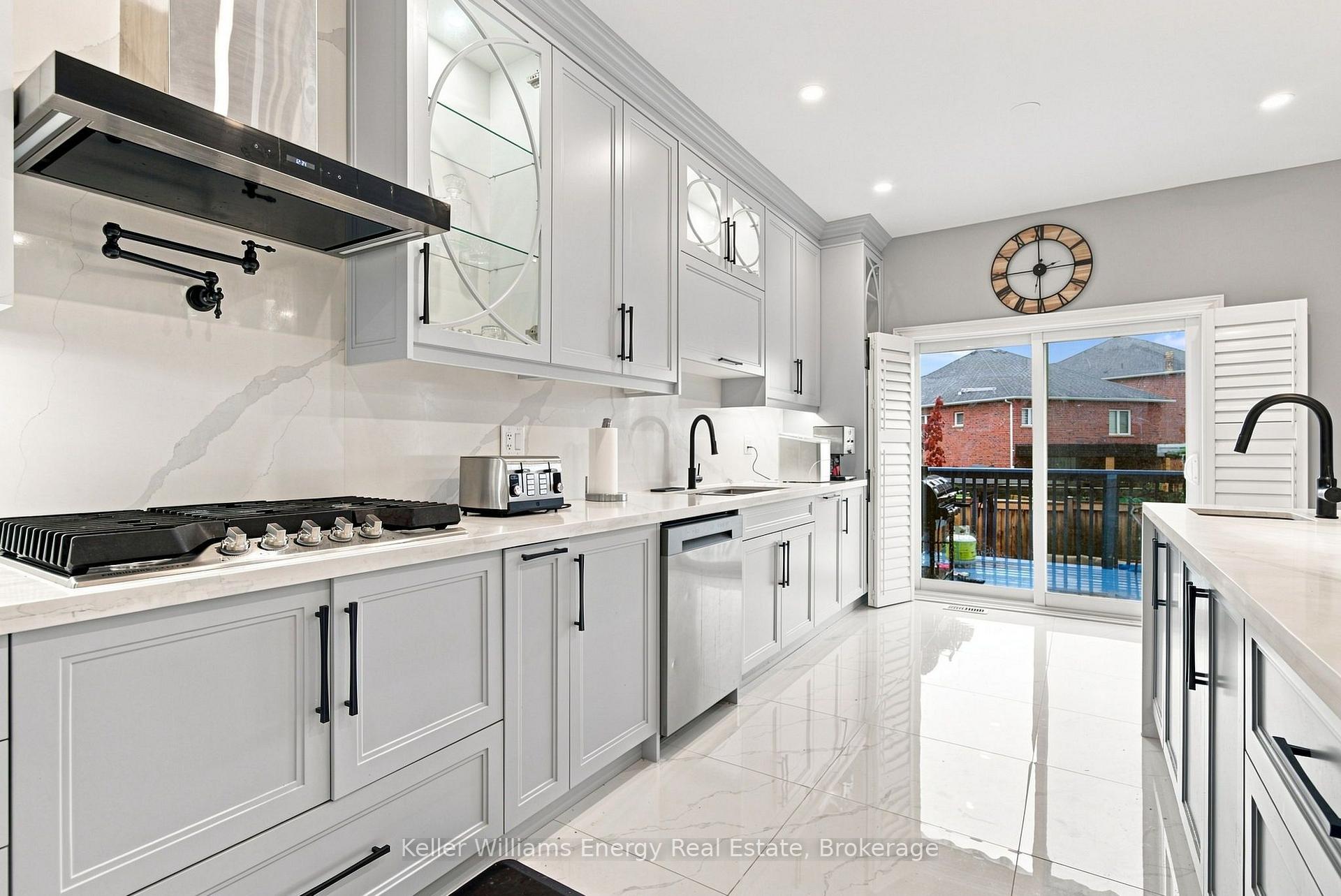 Photo 5 of 1677 Frederick Mason Drive, Oshawa, Taunton — HOMEH