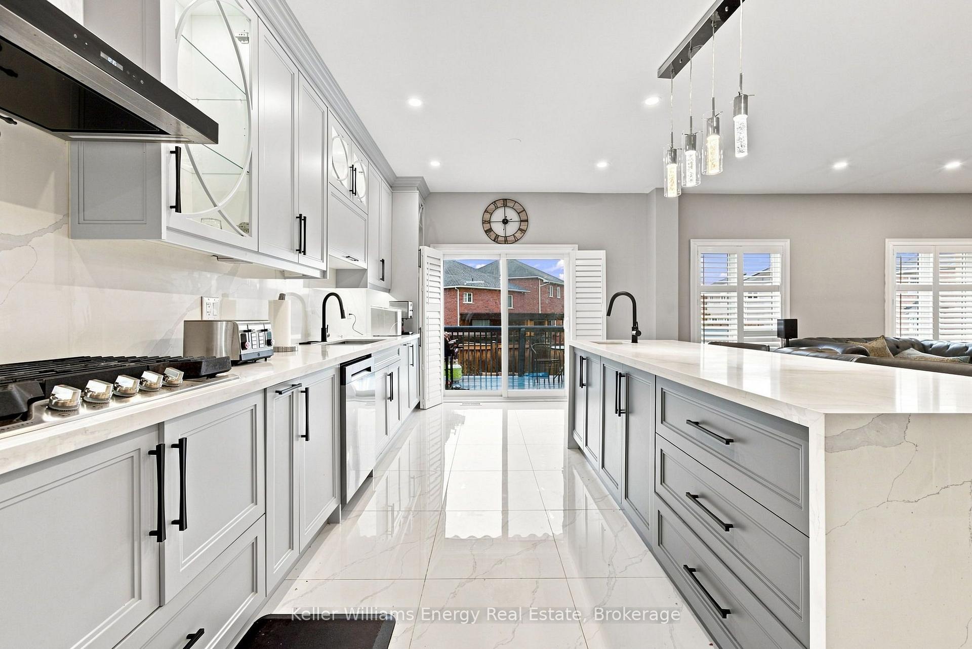 Photo 6 of 1677 Frederick Mason Drive, Oshawa, Taunton — HOMEH