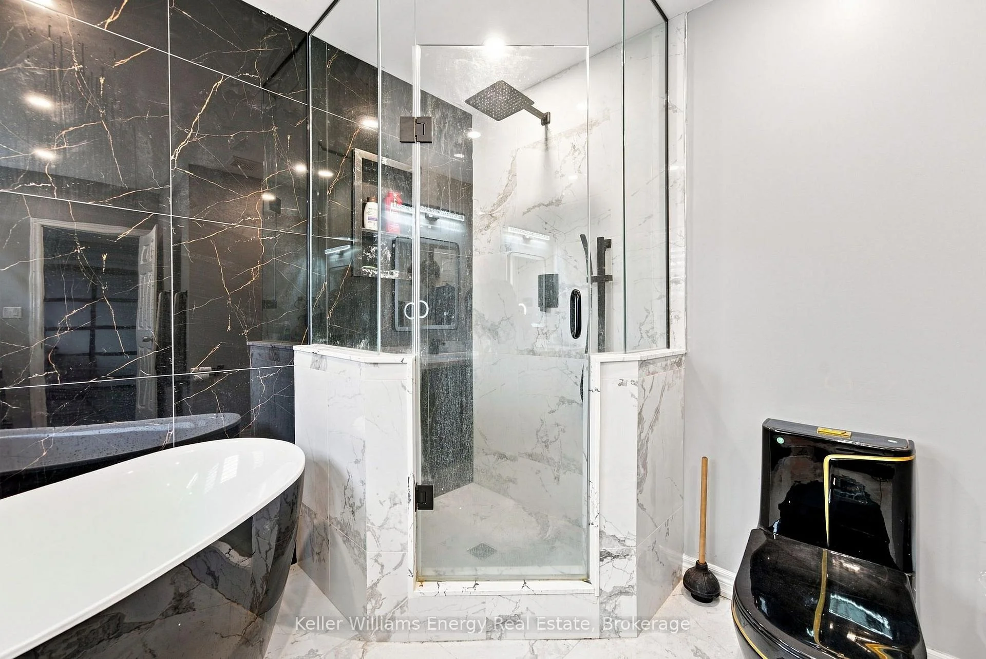 Photo 35 of 1677 Frederick Mason Drive, Oshawa, Taunton — HOMEH