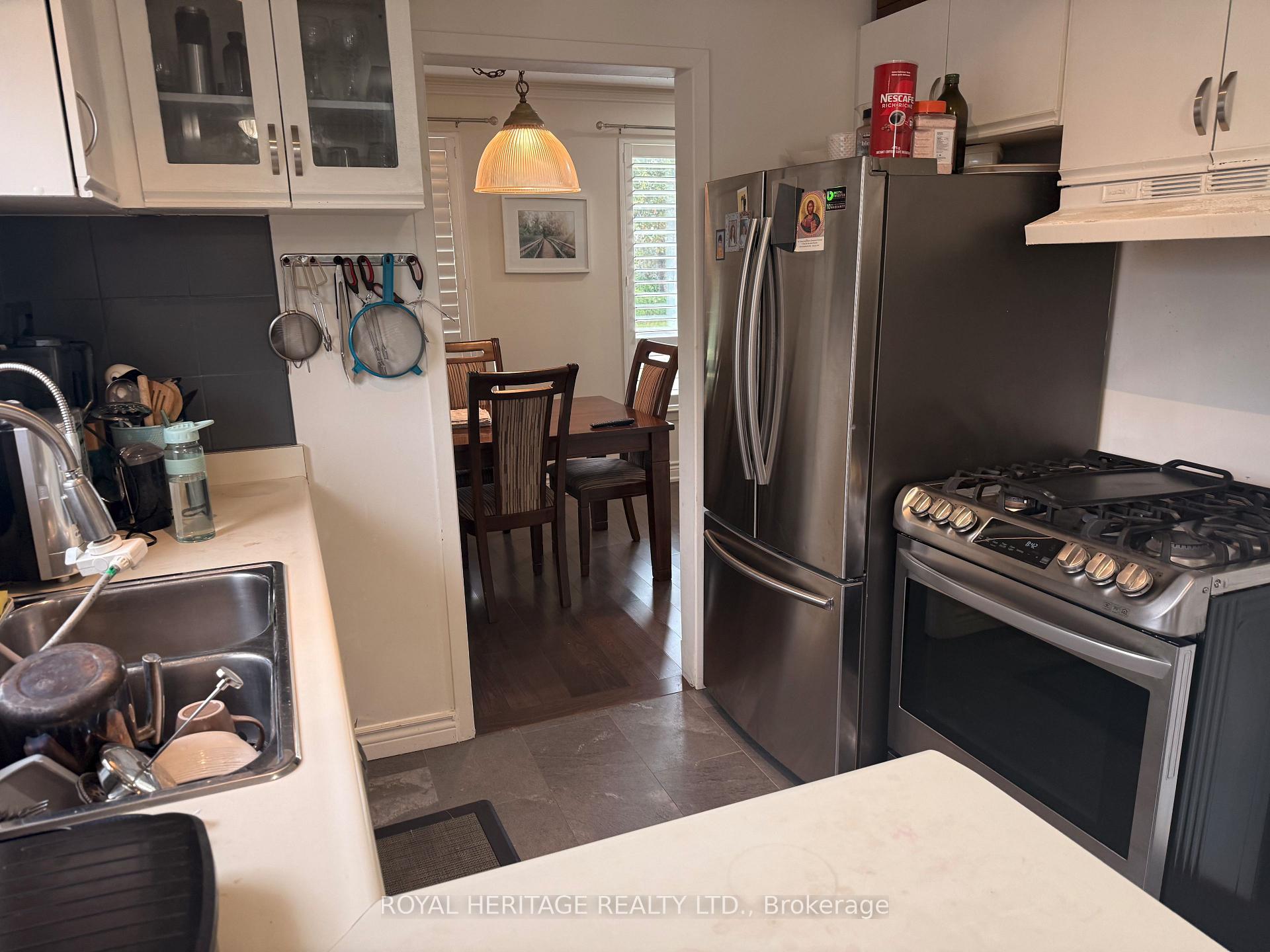 Photo 5 of 1402 Fordon Avenue, Pickering, Bay Ridges — HOMEH