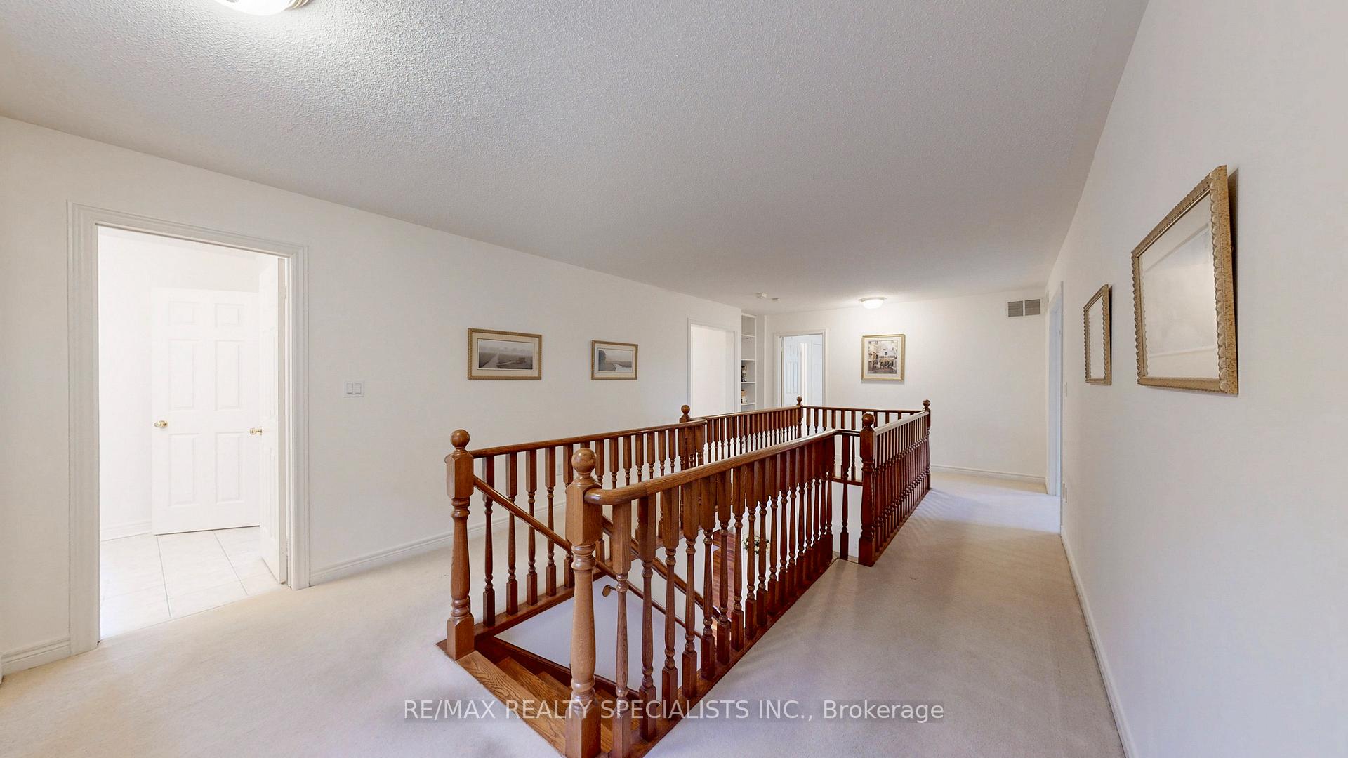 Photo 20 of 2258 Rochester Circle, Oakville, Bronte Creek — HOMEH