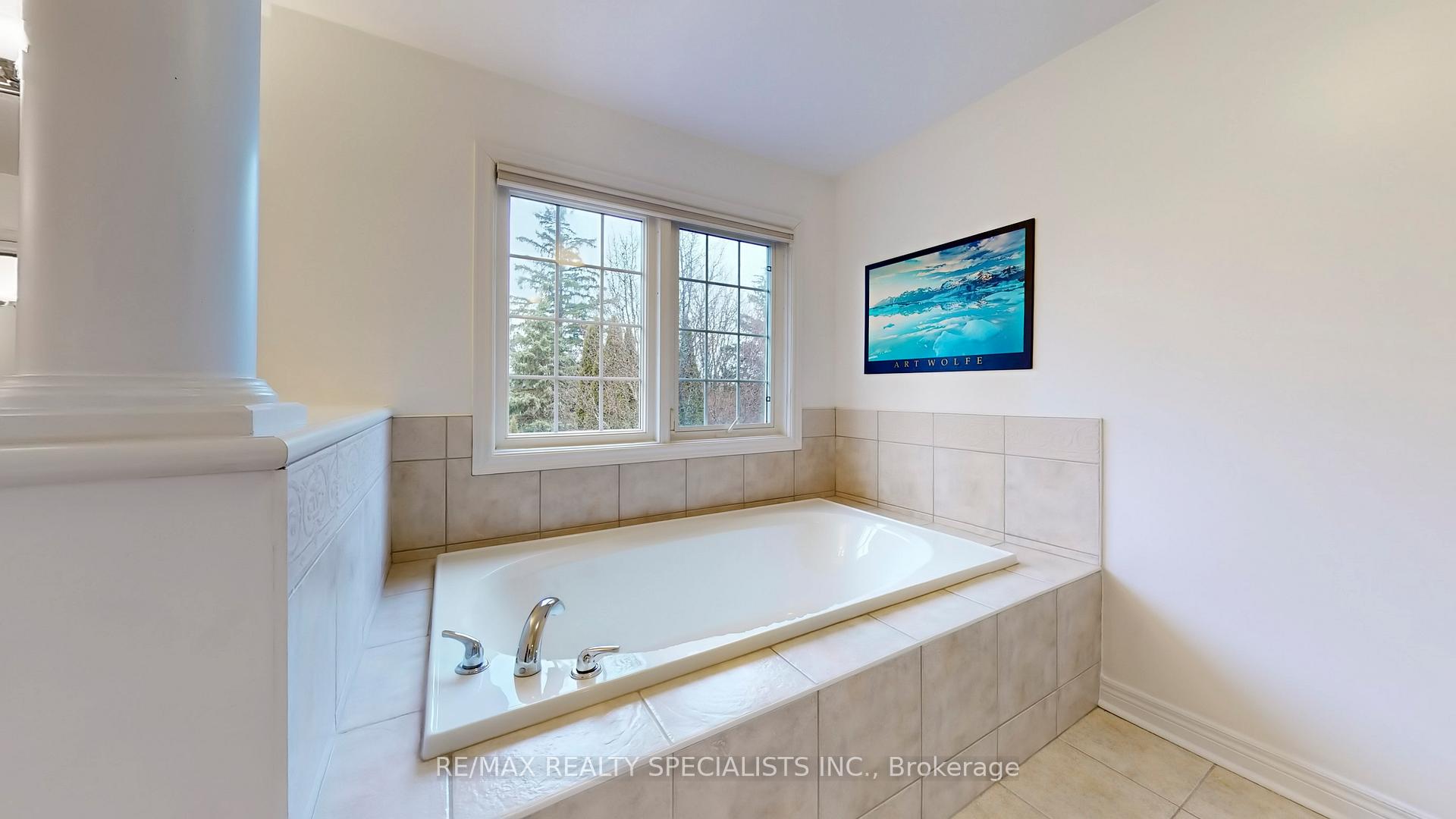 Photo 24 of 2258 Rochester Circle, Oakville, Bronte Creek — HOMEH