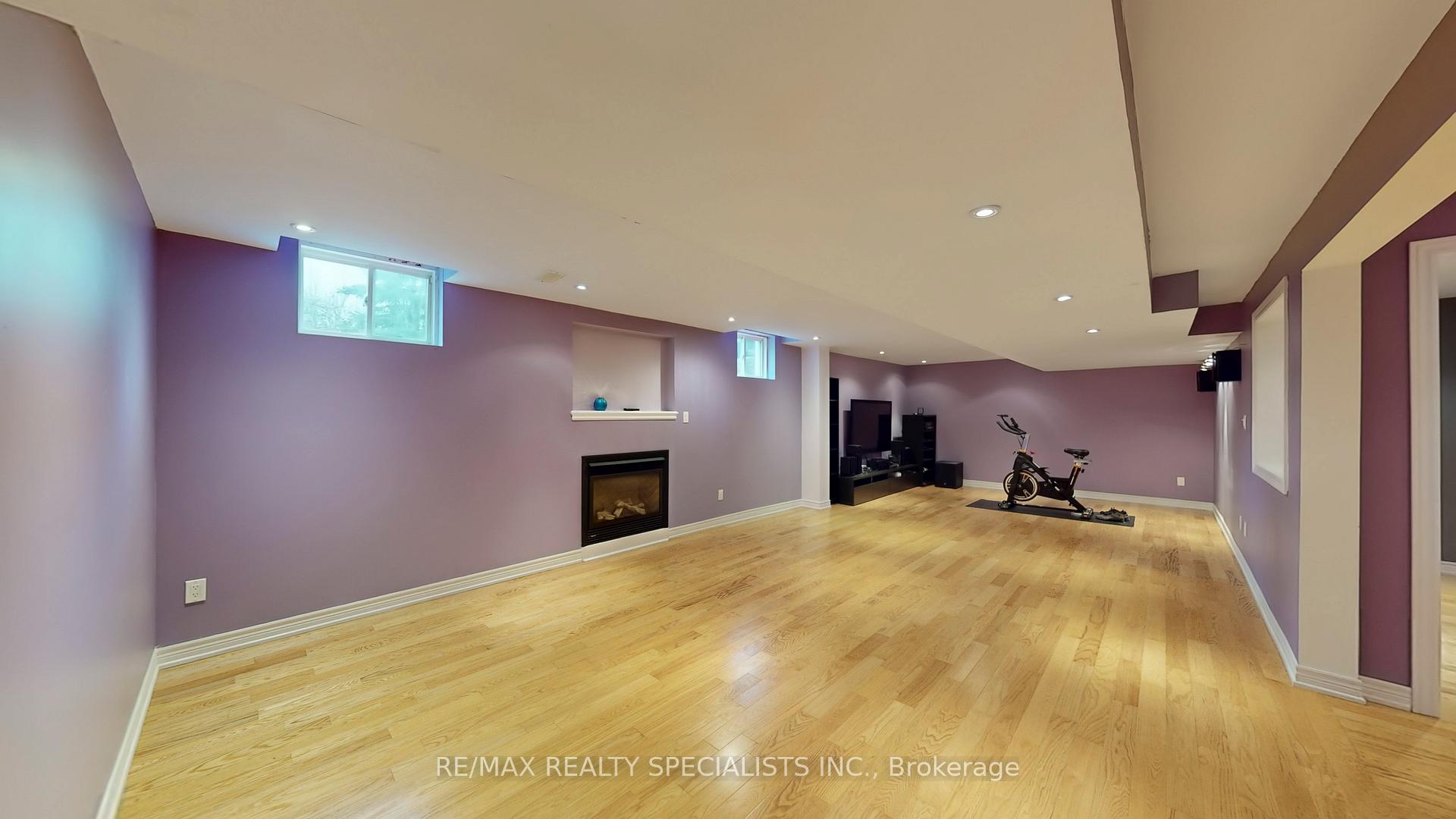 Photo 29 of 2258 Rochester Circle, Oakville, Bronte Creek — HOMEH