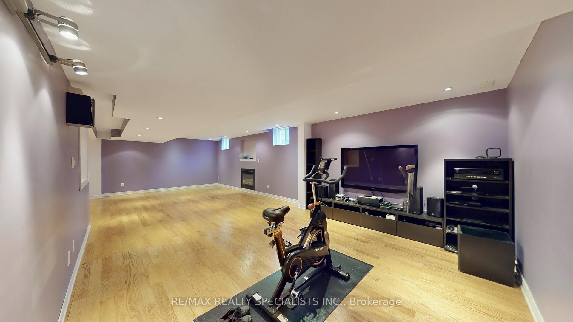 Photo 30 of 2258 Rochester Circle, Oakville, Bronte Creek — HOMEH