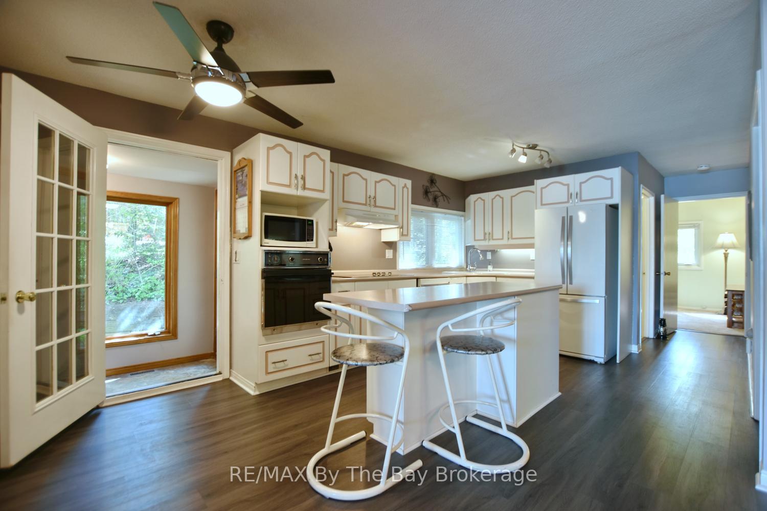 Photo 13 of 2284 South Orr Lake Road, Springwater, Rural Springwater — HOMEH