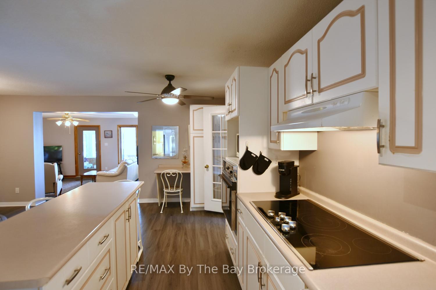 Photo 15 of 2284 South Orr Lake Road, Springwater, Rural Springwater — HOMEH