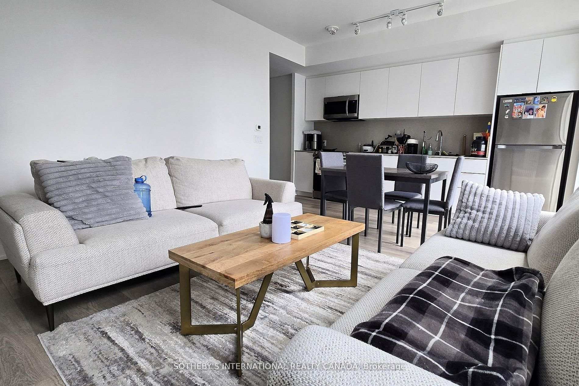 Photo 5 of Unit 2503, 357 King Street W, Toronto, Waterfront Communities — HOMEH