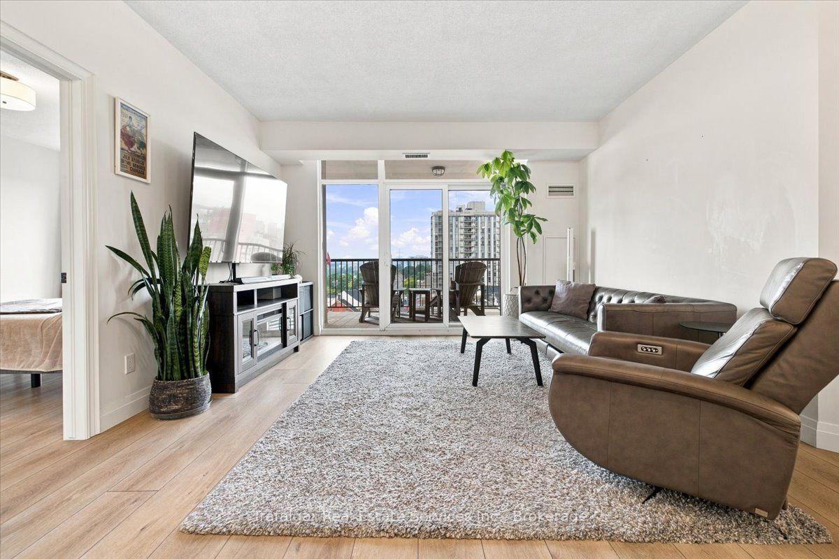 Photo 13 of Unit 701, 399 Elizabeth Street, Burlington, Brant — HOMEH