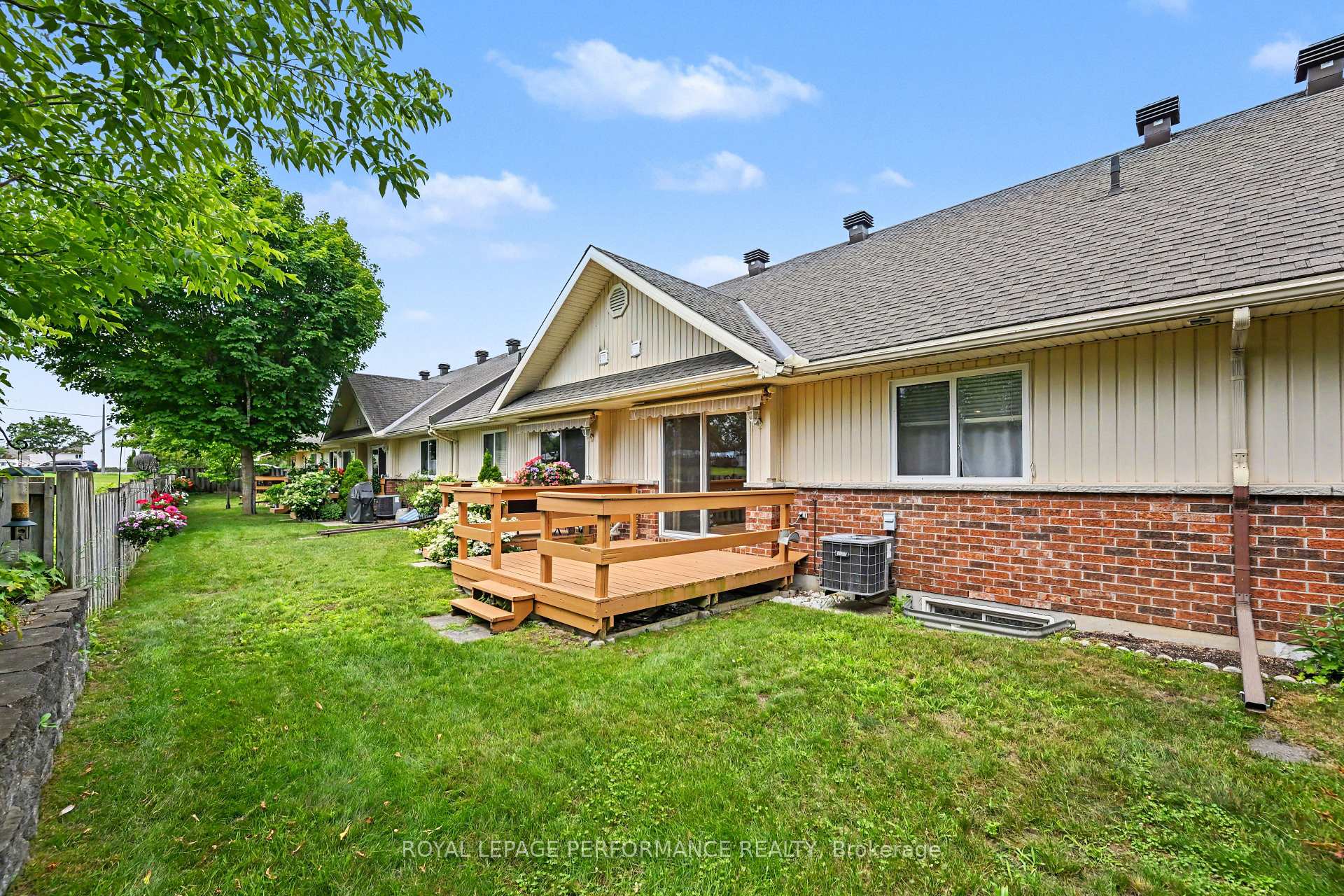 Photo 11 of 18 Daphne Crescent, Ottawa, Stittsville (South) — HOMEH