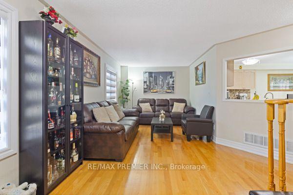 Photo 19 of Unit 8, 116 Rory Road, North York, Maple Leaf — HOMEH