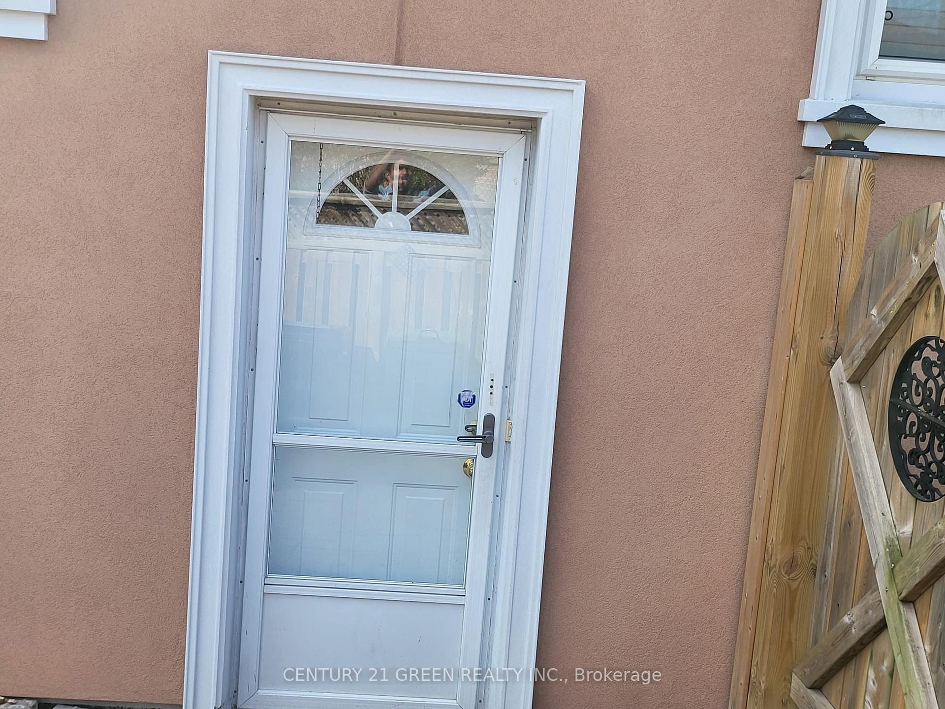 Photo 2 of Unit BSMT, 37 Ravenview Drive, Scarborough, West Hill — HOMEH