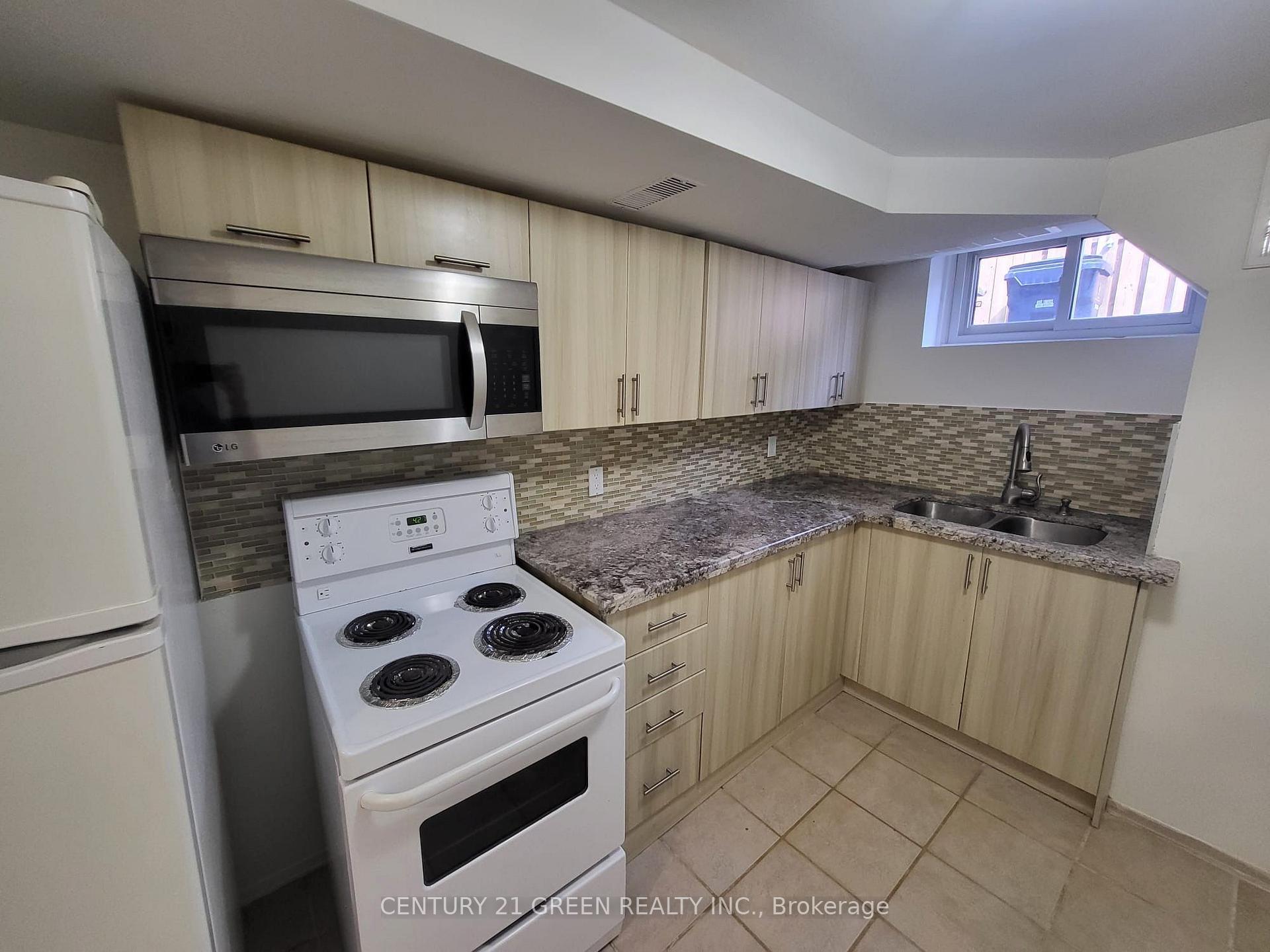 Photo 4 of Unit BSMT, 37 Ravenview Drive, Scarborough, West Hill — HOMEH