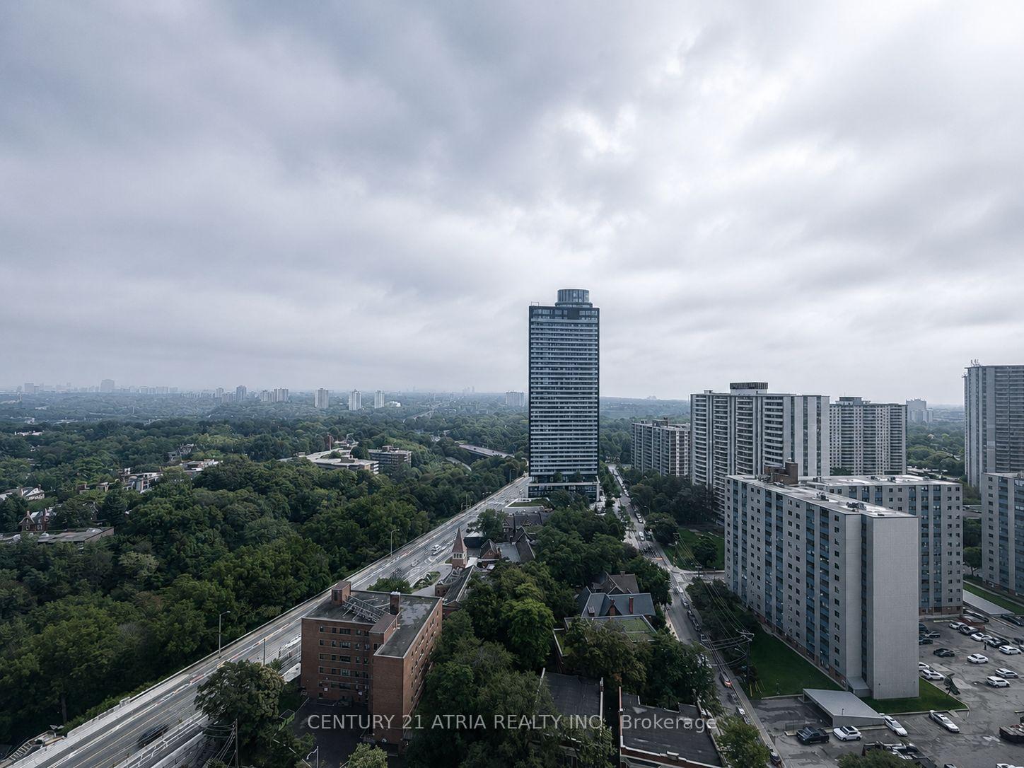 Photo 18 of Unit 2407, 609 Sherbourne Street, Toronto, North St. James Town — HOMEH