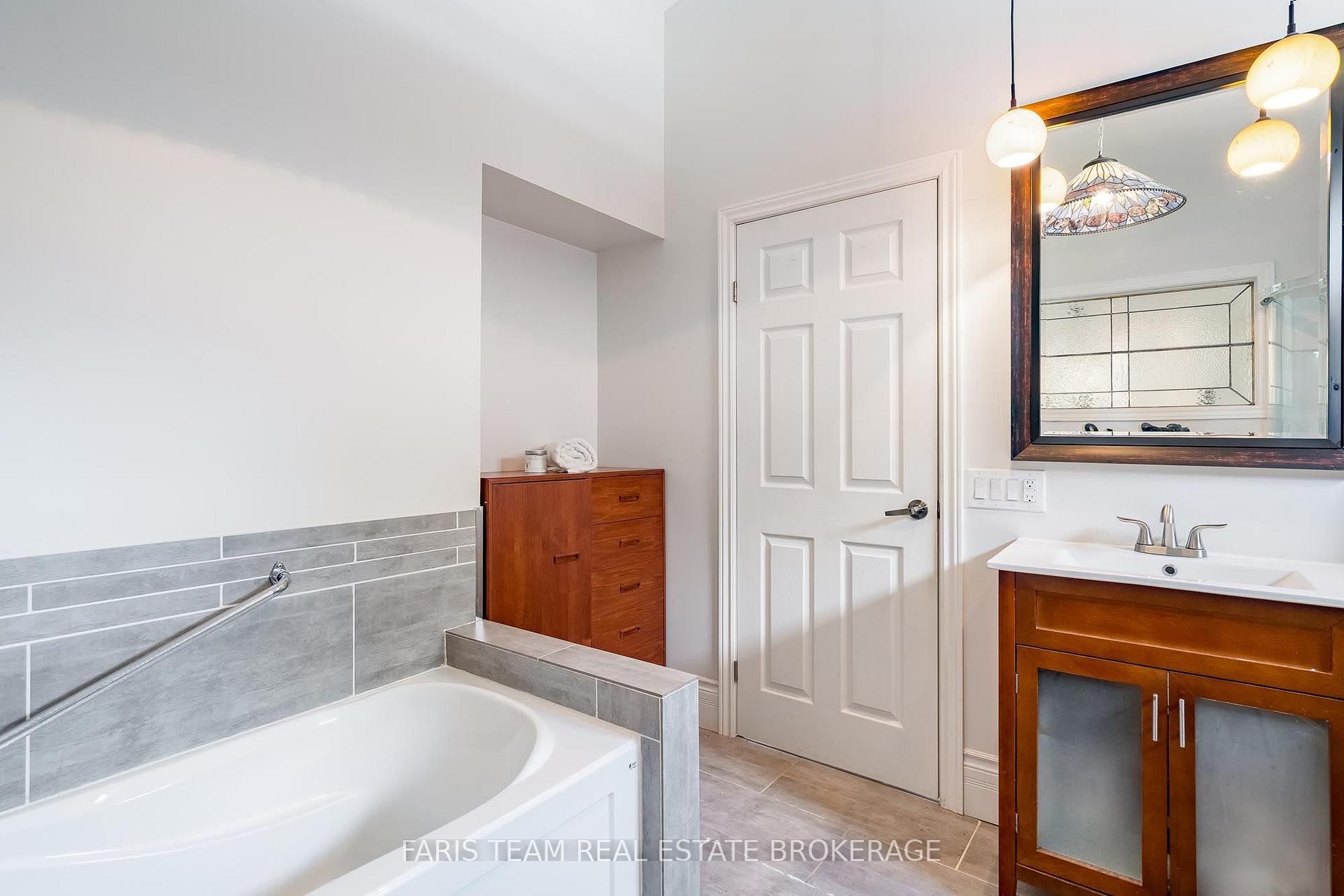 Photo 18 of 108 Beech Street, Collingwood — HOMEH
