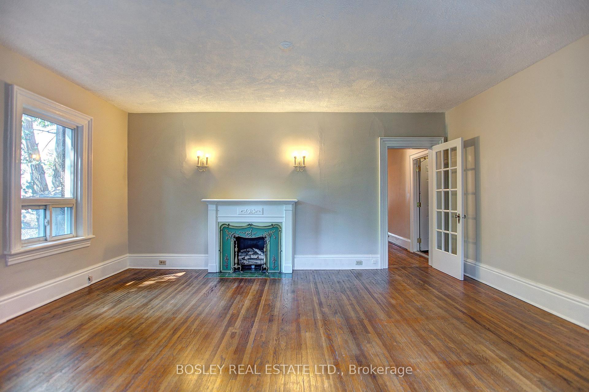 Photo 5 of Unit Main, 100 Dowling Avenue, Toronto, South Parkdale — HOMEH