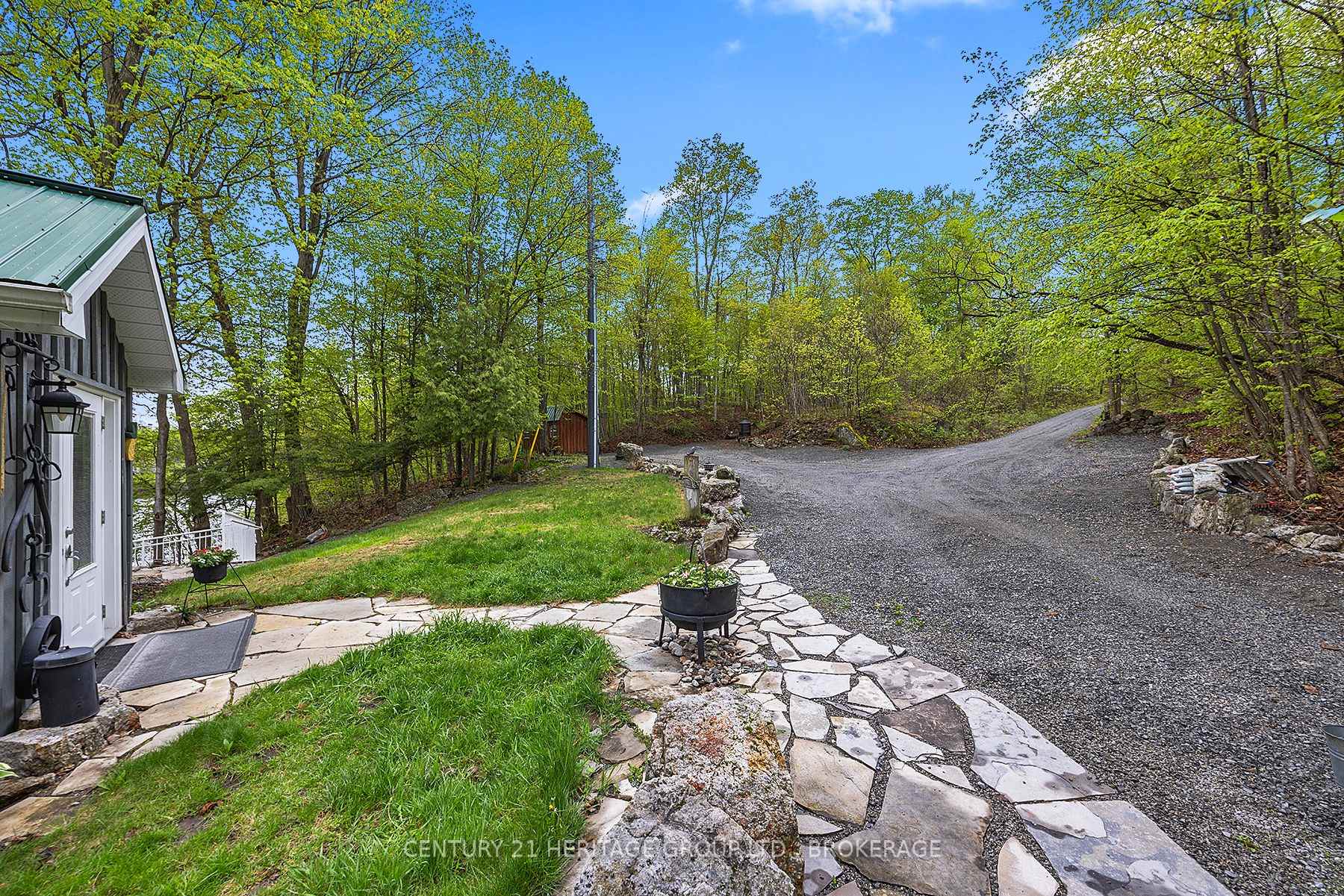 Photo 8 of 8126 Perth Road, South Frontenac, Frontenac South — HOMEH