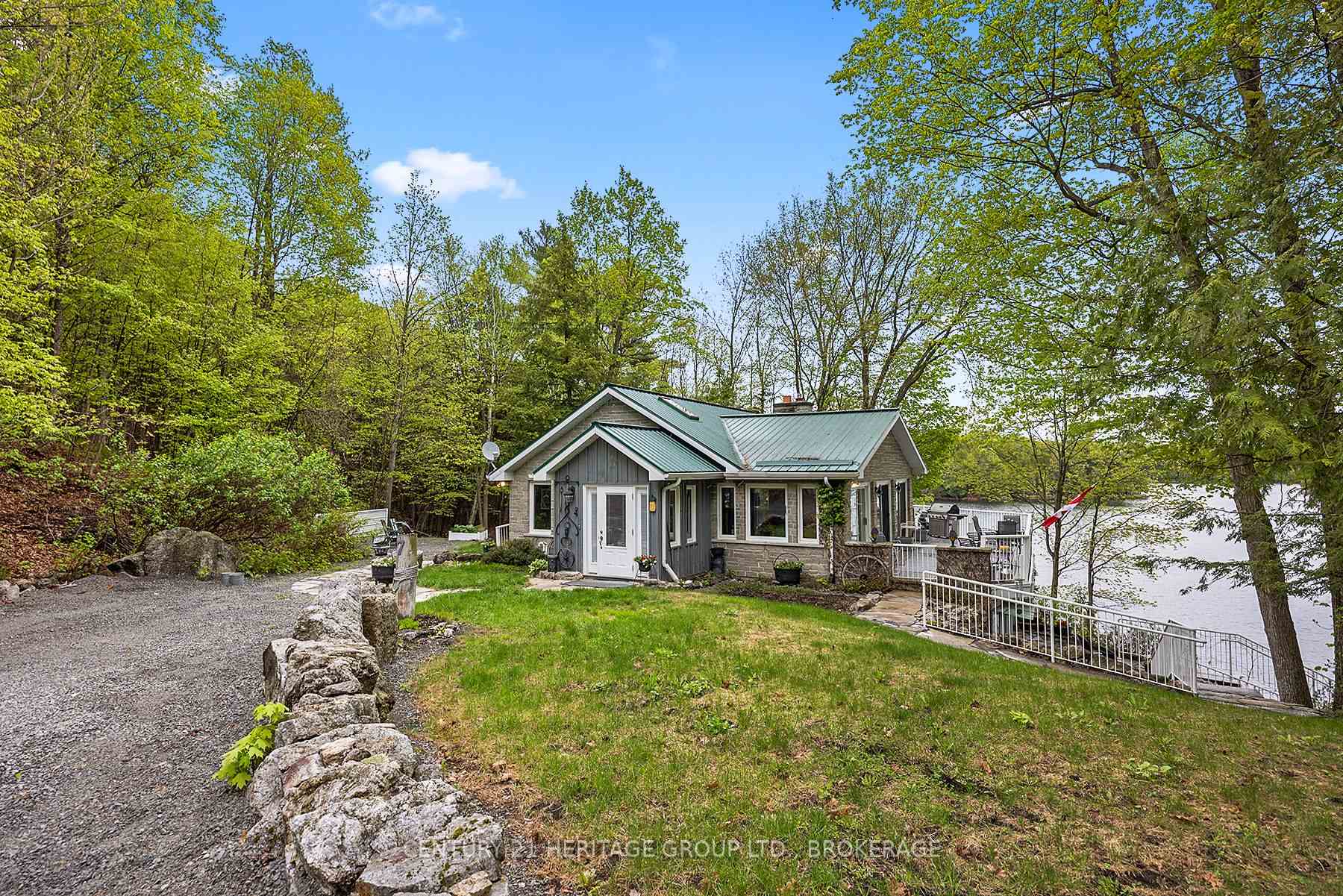 Photo 9 of 8126 Perth Road, South Frontenac, Frontenac South — HOMEH