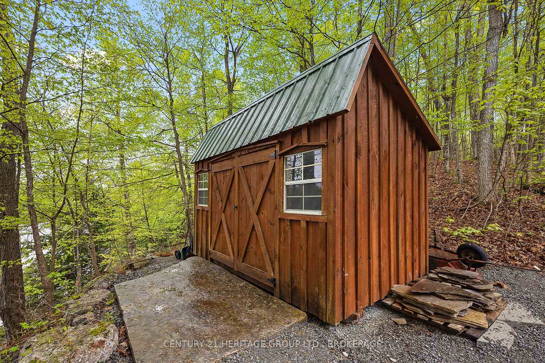 Photo 11 of 8126 Perth Road, South Frontenac, Frontenac South — HOMEH