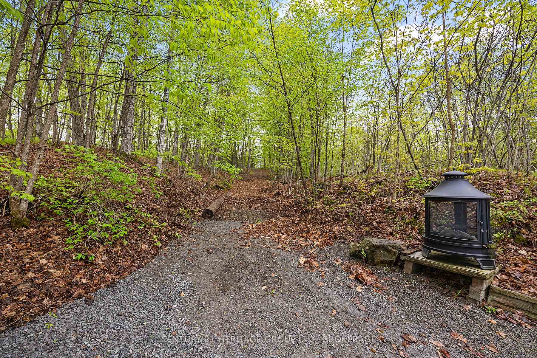 Photo 12 of 8126 Perth Road, South Frontenac, Frontenac South — HOMEH