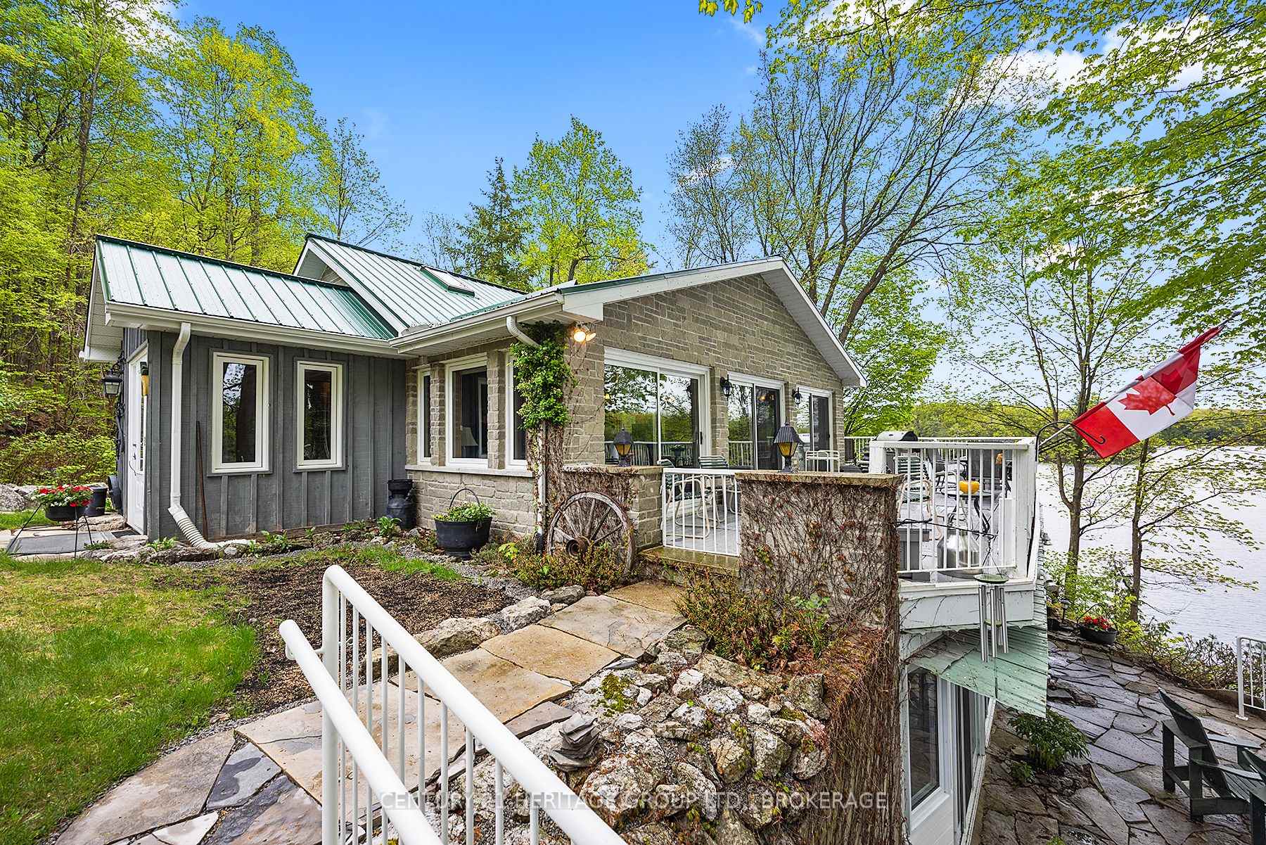 Photo 13 of 8126 Perth Road, South Frontenac, Frontenac South — HOMEH