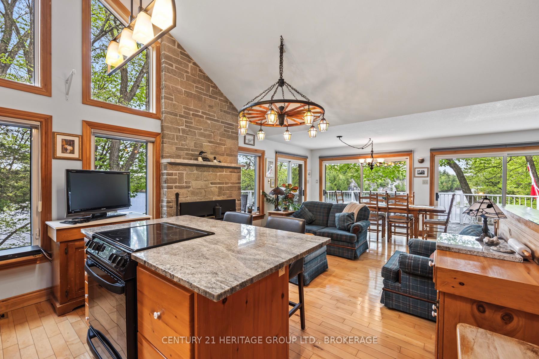 Photo 32 of 8126 Perth Road, South Frontenac, Frontenac South — HOMEH