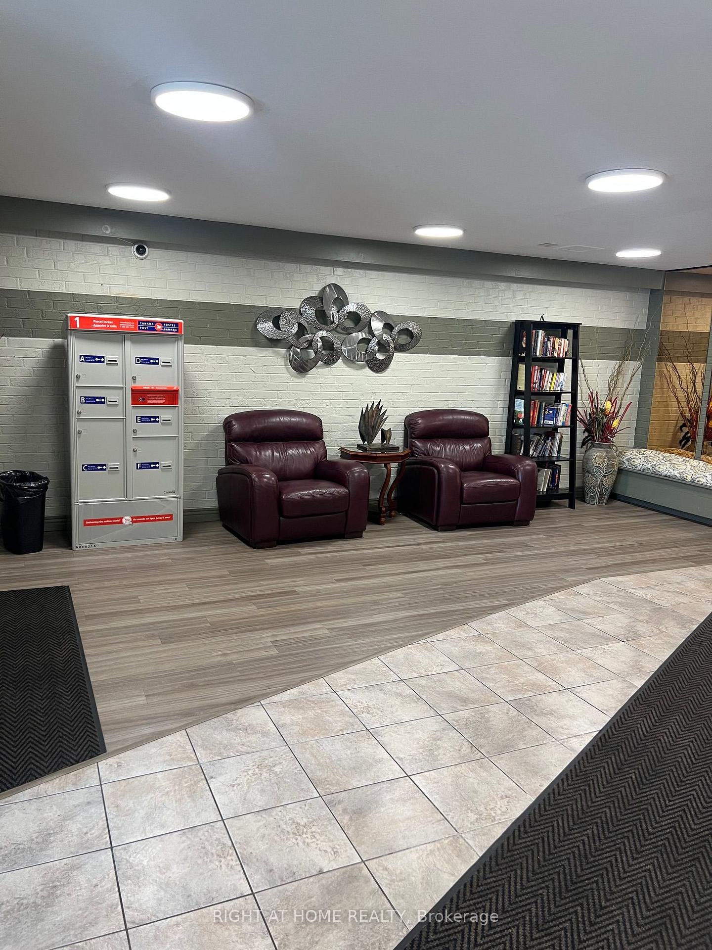Photo 3 of Unit 708, 1102 Jalna Boulevard, London, South X — HOMEH