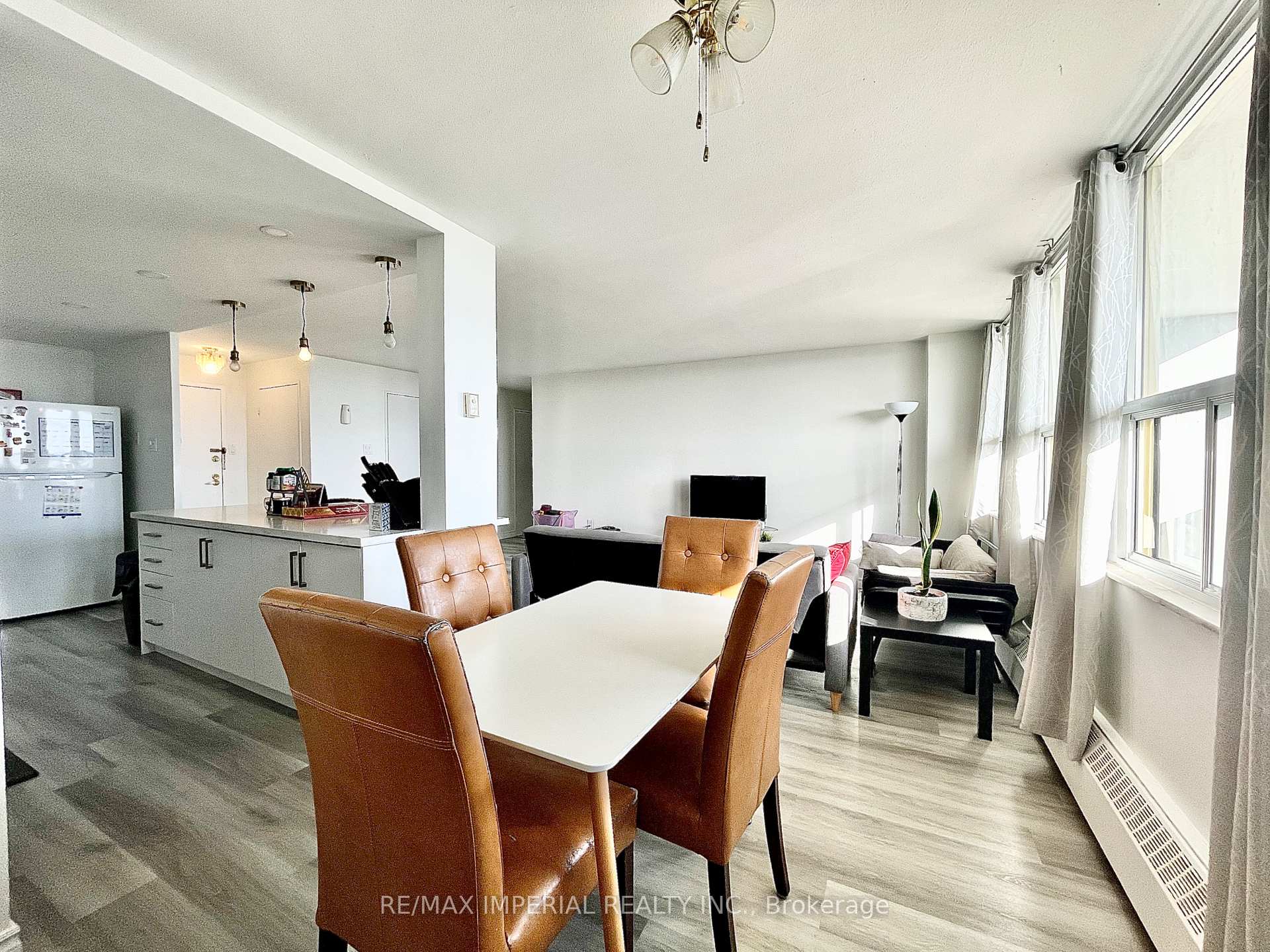 Photo 9 of Unit 1807, 270 Palmdale Drive, Scarborough, Tam O'Shanter-Sullivan — HOMEH