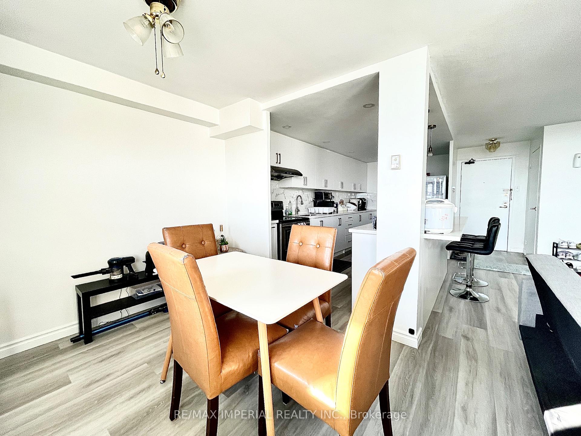 Photo 10 of Unit 1807, 270 Palmdale Drive, Scarborough, Tam O'Shanter-Sullivan — HOMEH