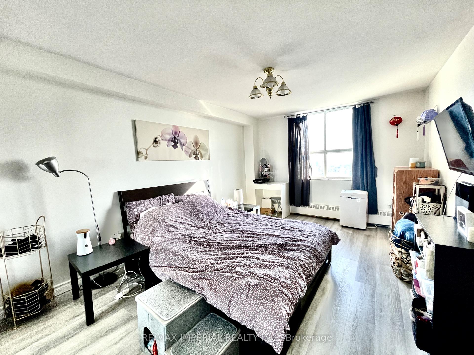 Photo 15 of Unit 1807, 270 Palmdale Drive, Scarborough, Tam O'Shanter-Sullivan — HOMEH
