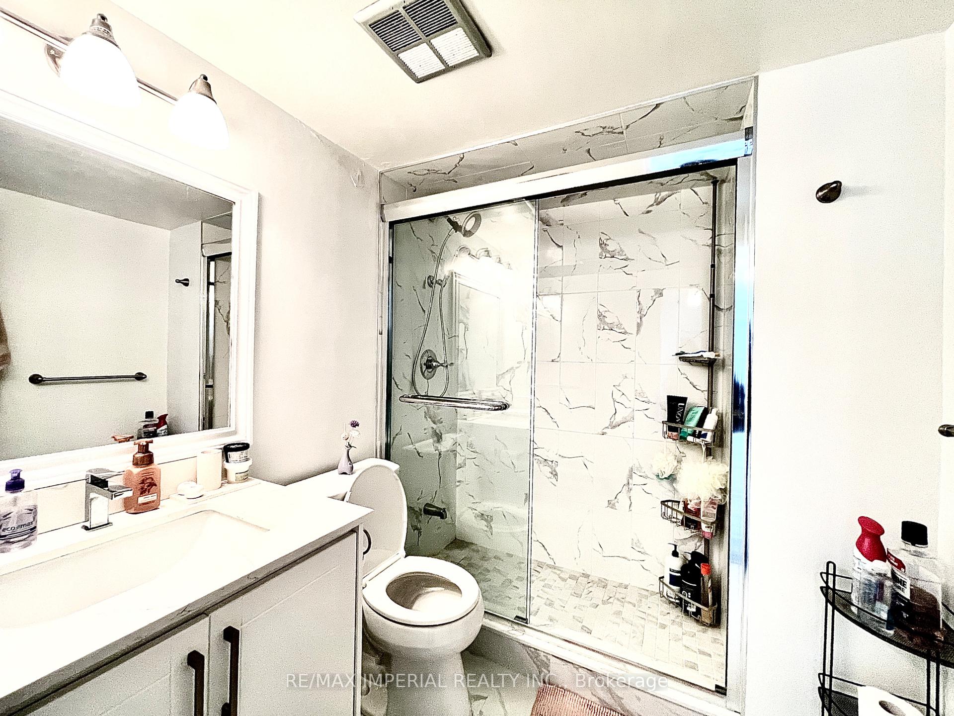 Photo 16 of Unit 1807, 270 Palmdale Drive, Scarborough, Tam O'Shanter-Sullivan — HOMEH