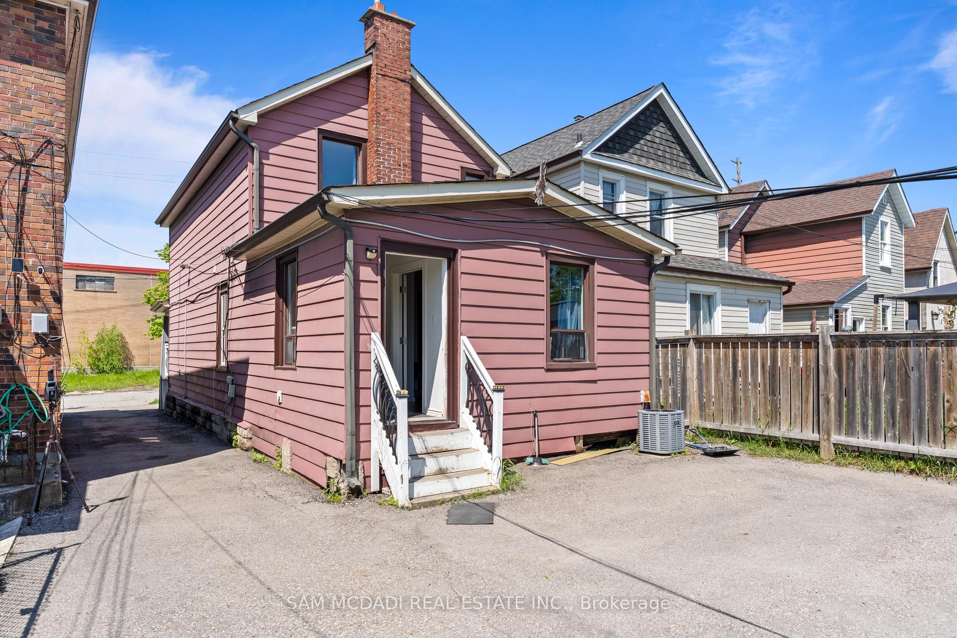 Photo 21 of 19 Toffee Court, Etobicoke, New Toronto — HOMEH