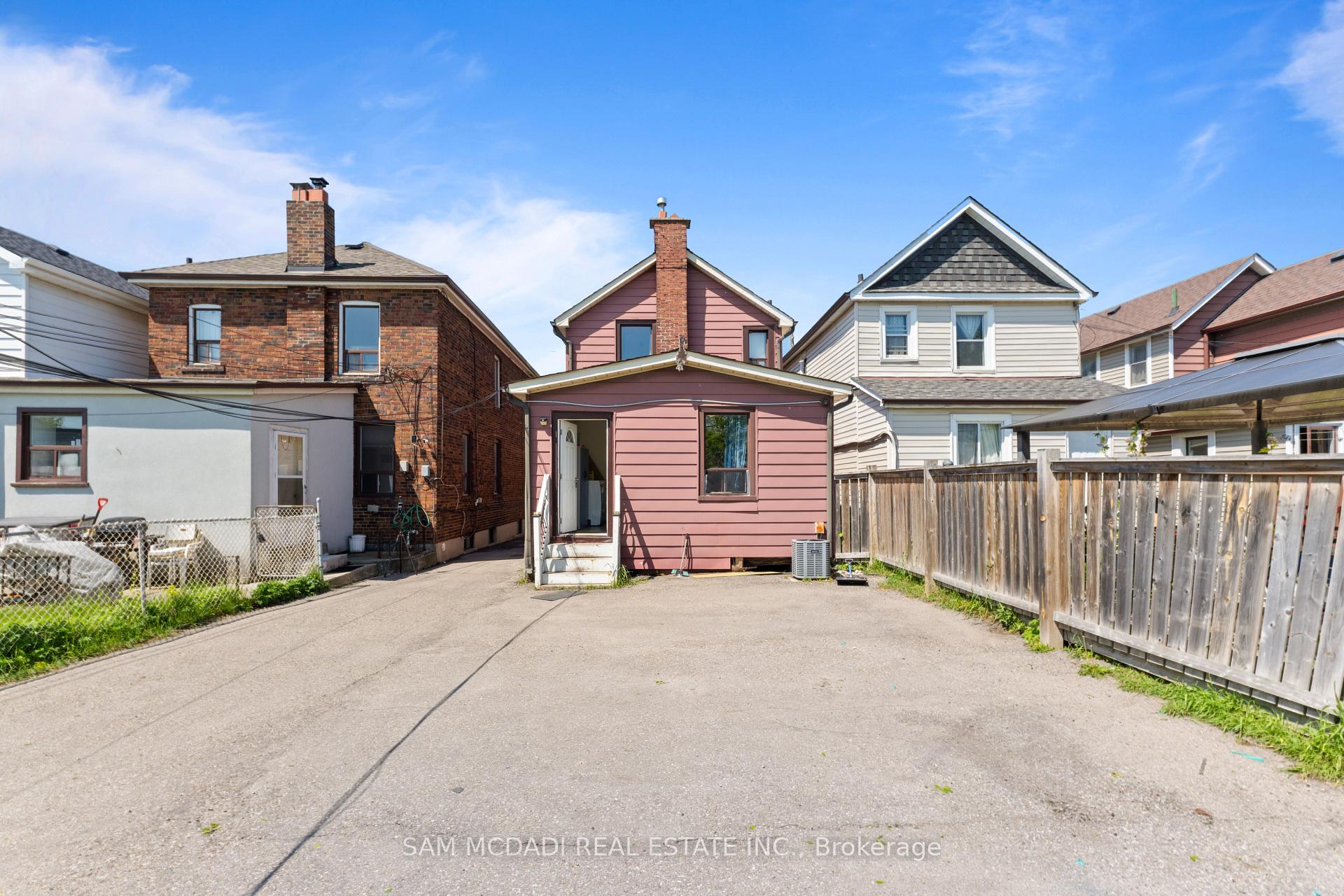 Photo 22 of 19 Toffee Court, Etobicoke, New Toronto — HOMEH