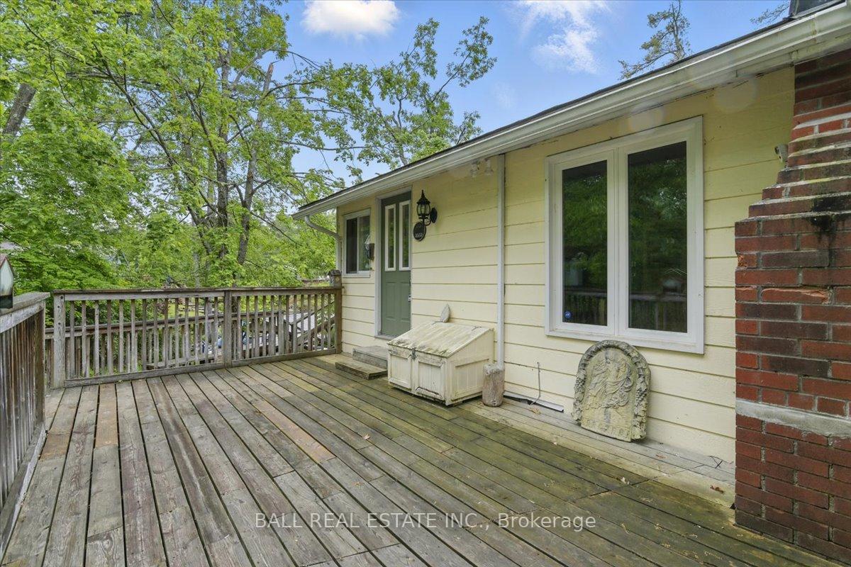 Photo 13 of 3559 Harbour Point Lane, Selwyn — HOMEH