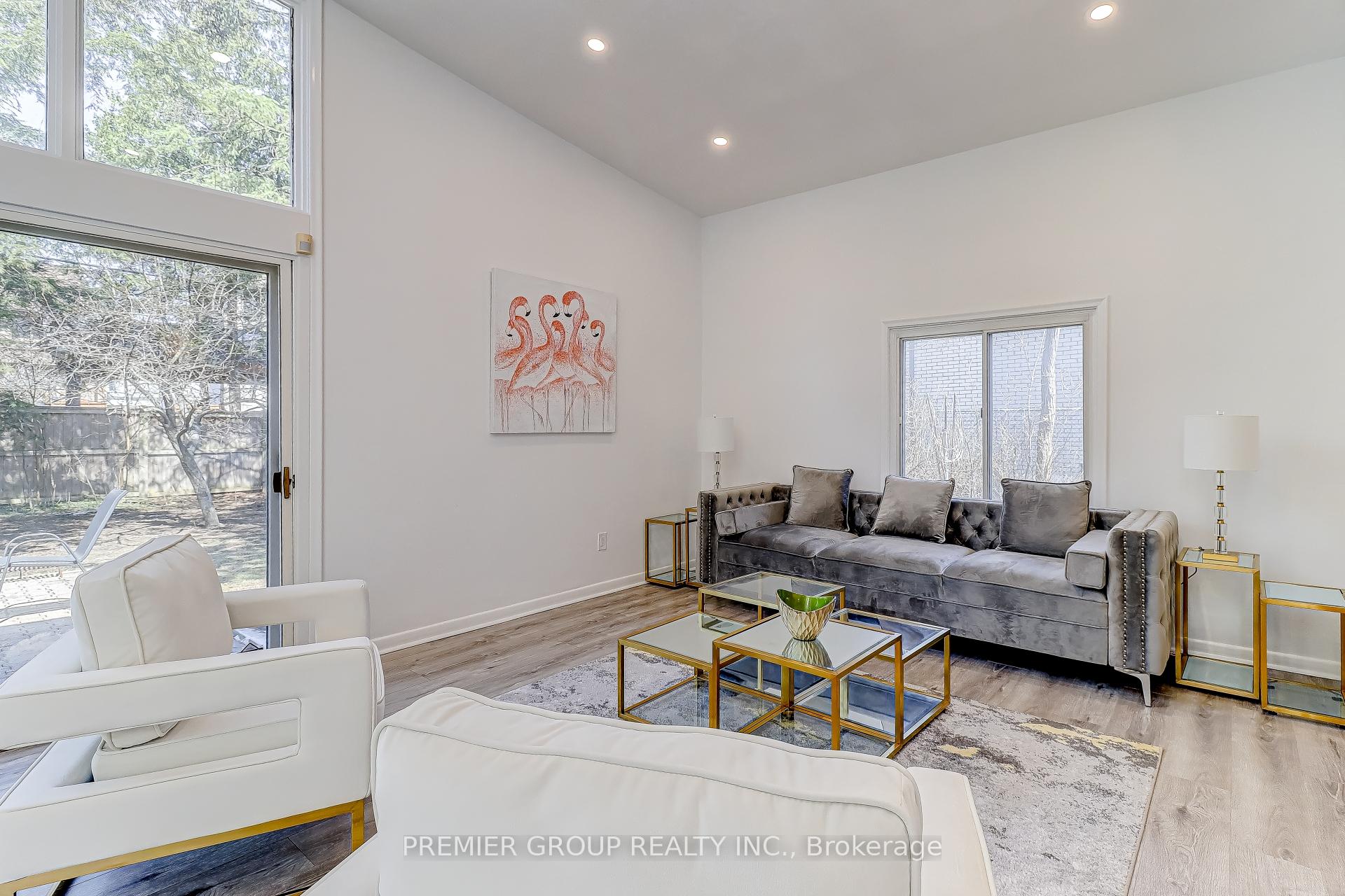 Photo 16 of 83 Larkfield Drive, North York, Banbury-Don Mills — HOMEH