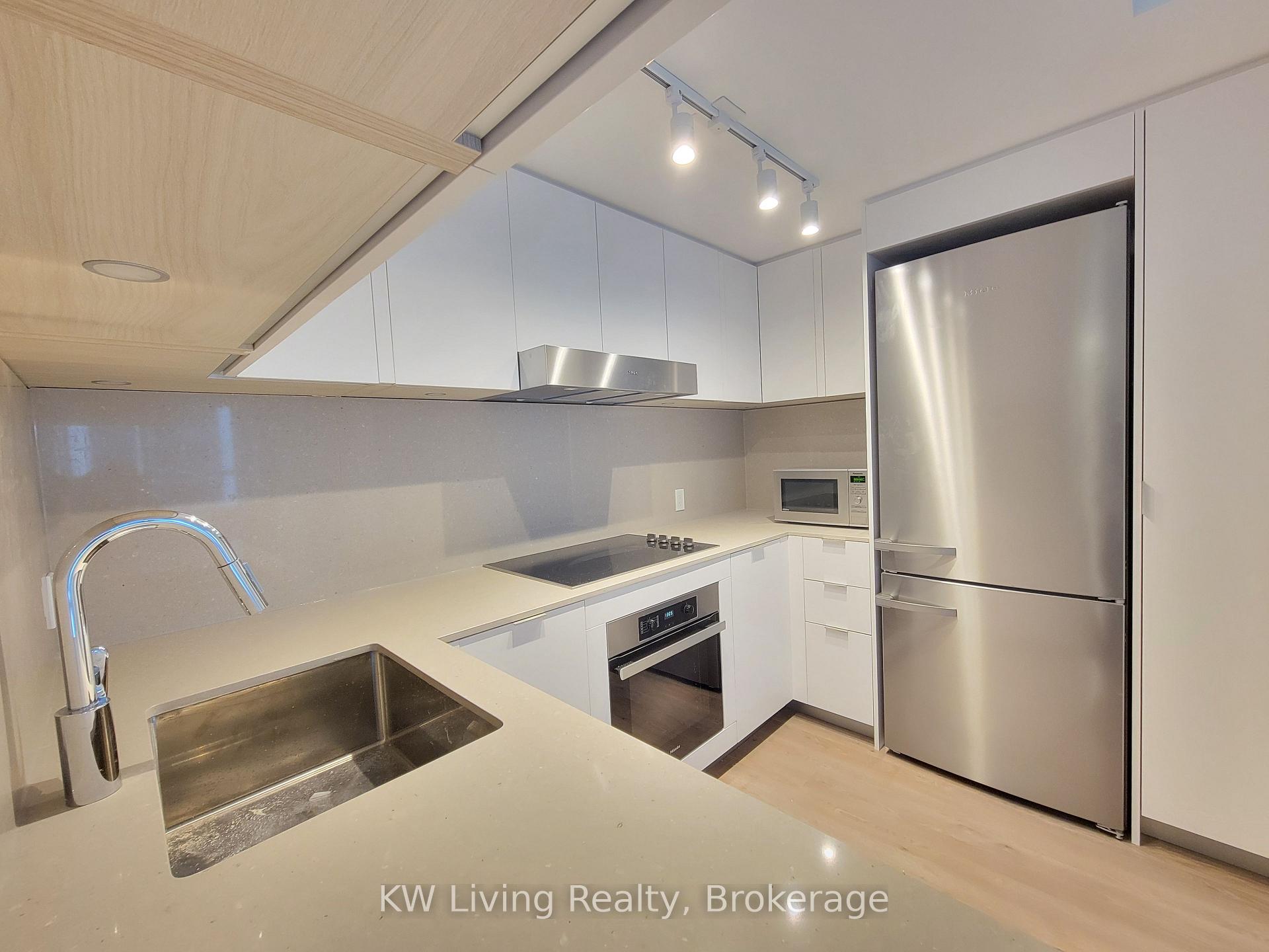 Photo 6 of Unit 1802, 8 Cedarland Drive, Markham, Unionville — HOMEH