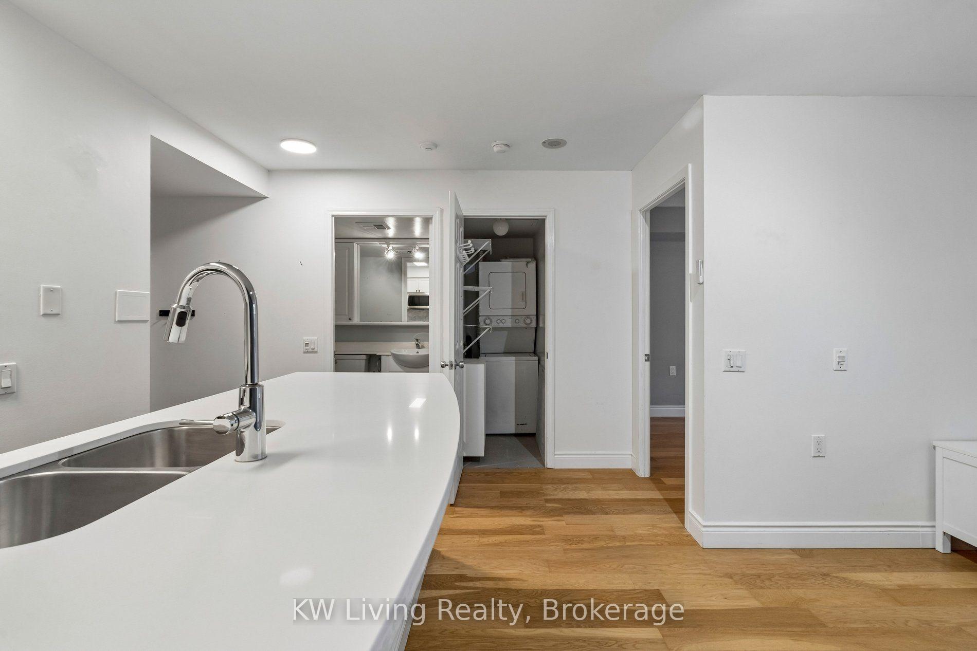 Photo 9 of Unit 707, 388 Bloor Street E, Toronto, Rosedale-Moore Park — HOMEH