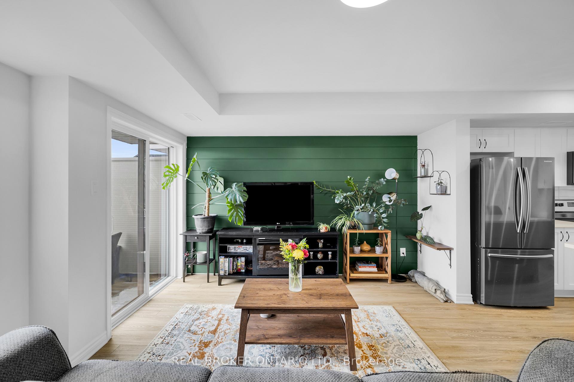 Photo 6 of 405 Pilot Private, Ottawa, Kanata - Emerald Meadows/Trailwest — HOMEH