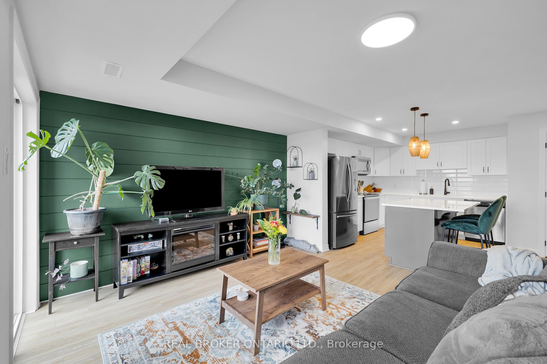 Photo 7 of 405 Pilot Private, Ottawa, Kanata - Emerald Meadows/Trailwest — HOMEH