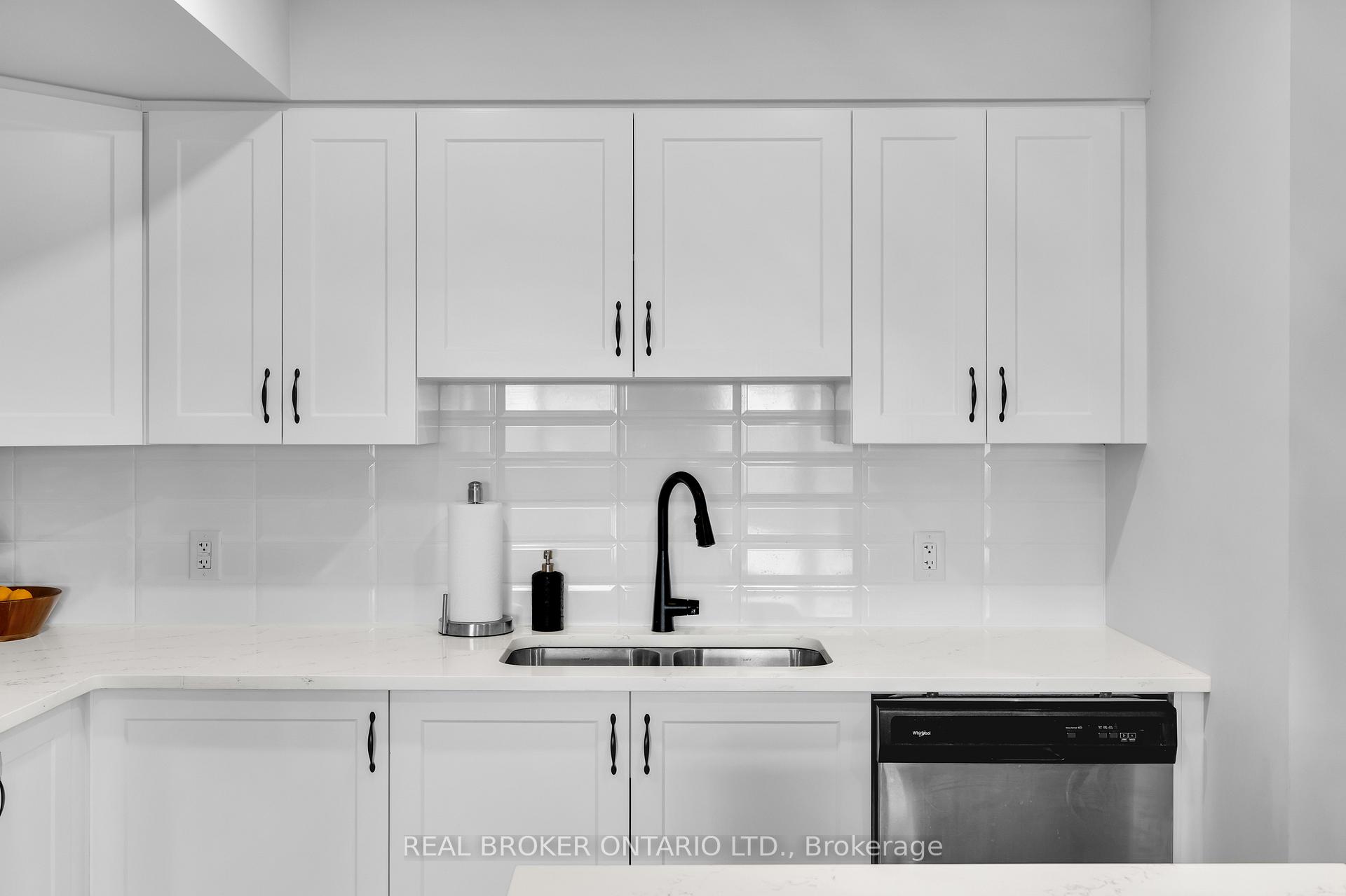 Photo 10 of 405 Pilot Private, Ottawa, Kanata - Emerald Meadows/Trailwest — HOMEH