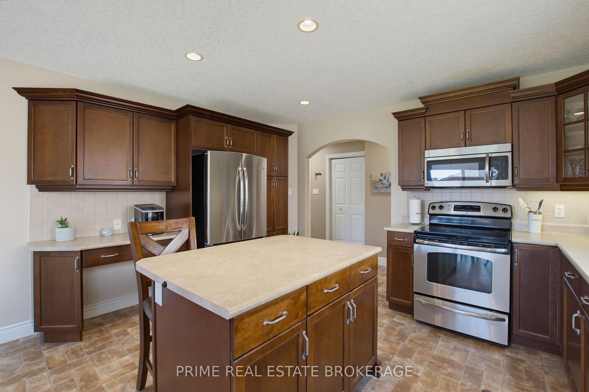 Photo 9 of 3 Watson Crescent, Central Elgin, Rural Central Elgin — HOMEH