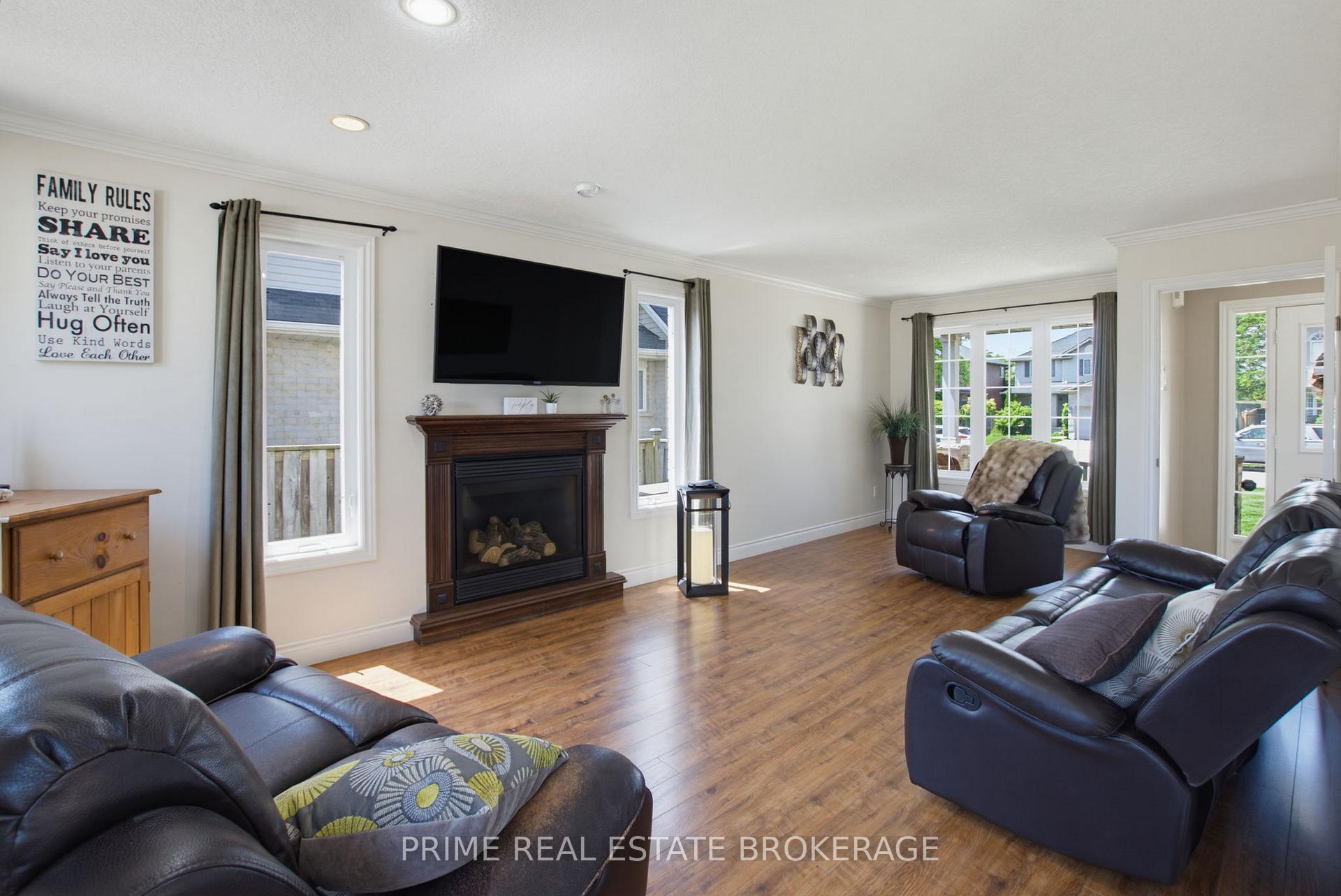 Photo 11 of 3 Watson Crescent, Central Elgin, Rural Central Elgin — HOMEH