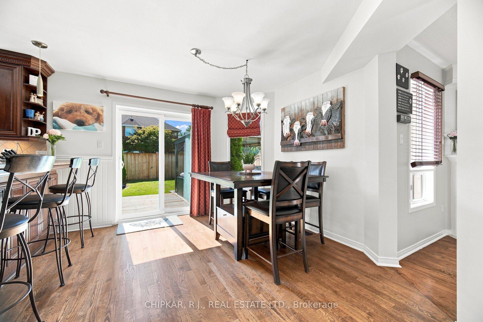 Photo 13 of 41 Chester Crescent, Halton Hills, Georgetown — HOMEH