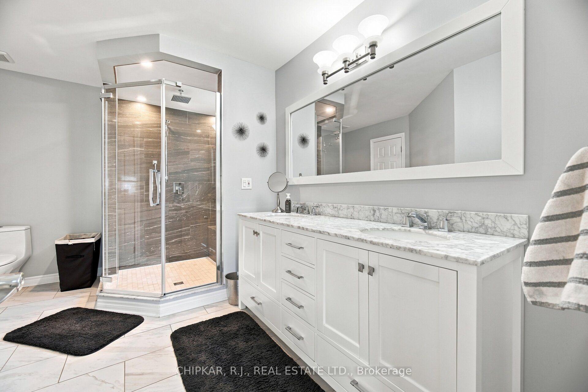 Photo 20 of 41 Chester Crescent, Halton Hills, Georgetown — HOMEH