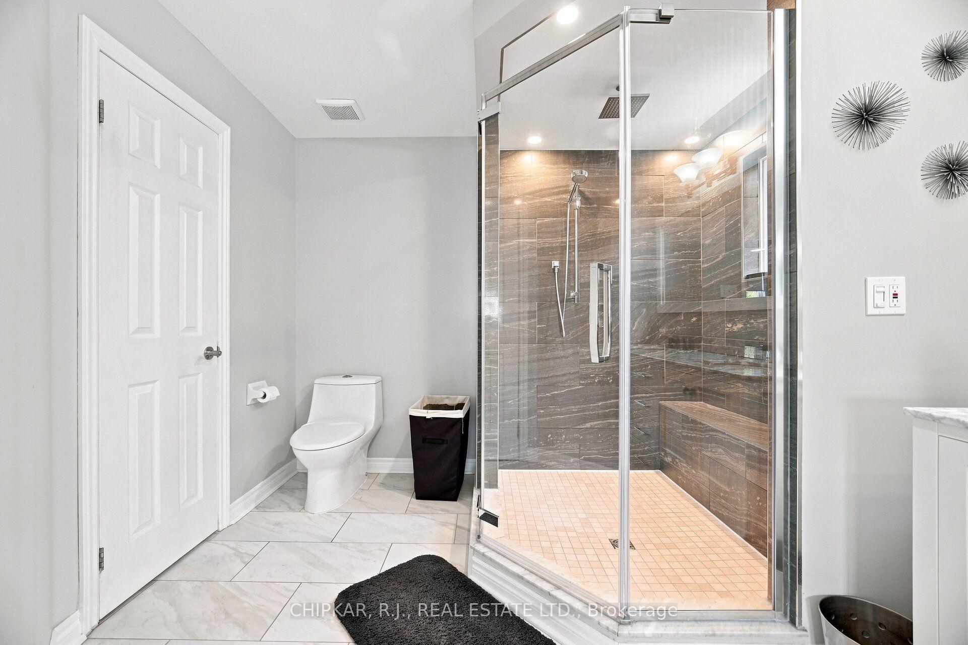 Photo 21 of 41 Chester Crescent, Halton Hills, Georgetown — HOMEH