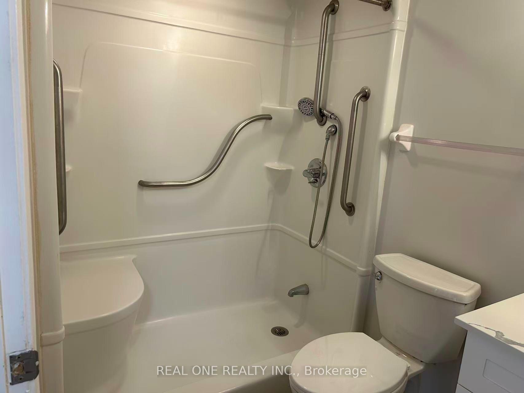 Photo 17 of Unit 611, 12 Rean Drive, North York, Bayview Village — HOMEH