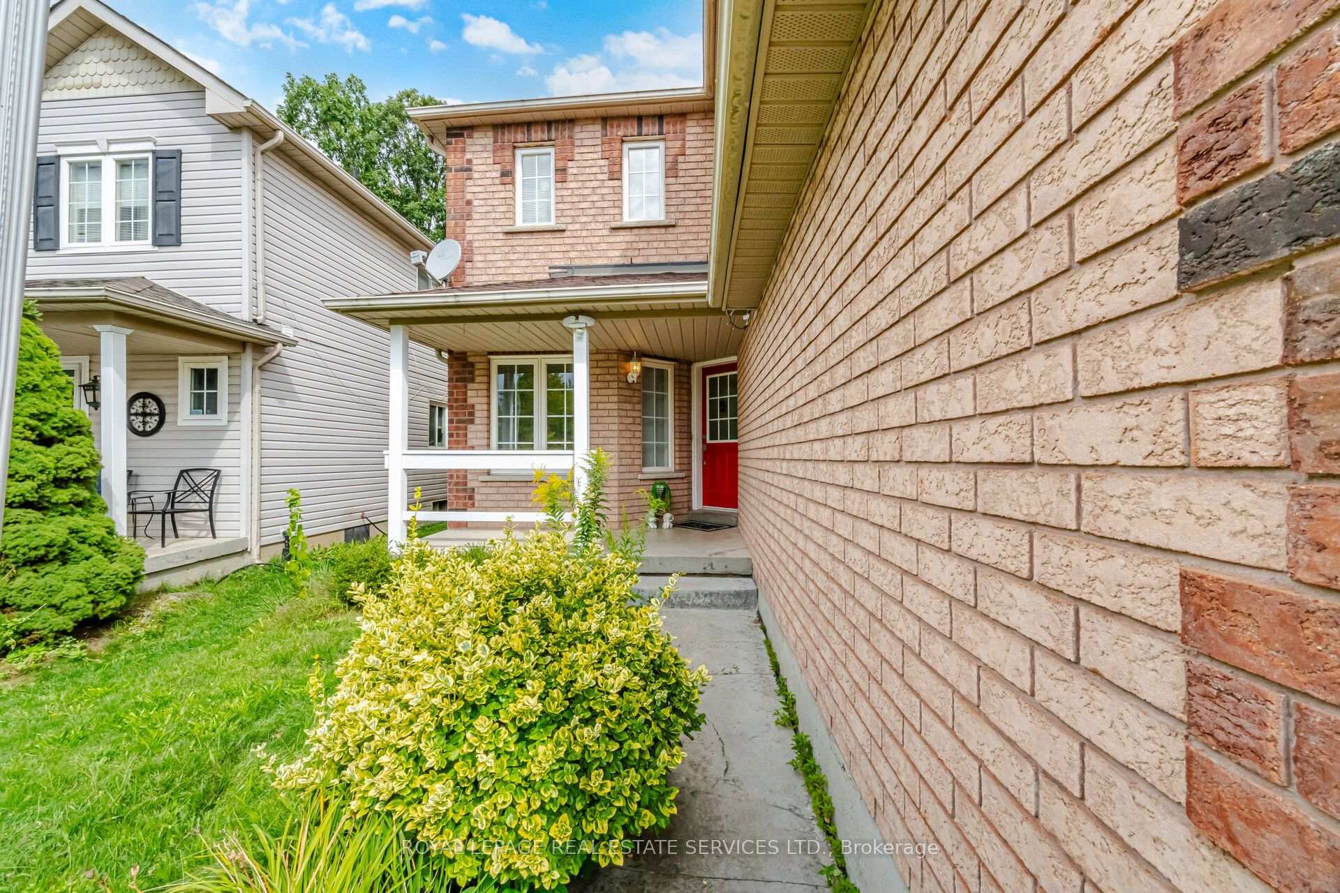 Photo 5 of 28 Wheatland Drive, Cambridge, Christopher-Champlain — HOMEH
