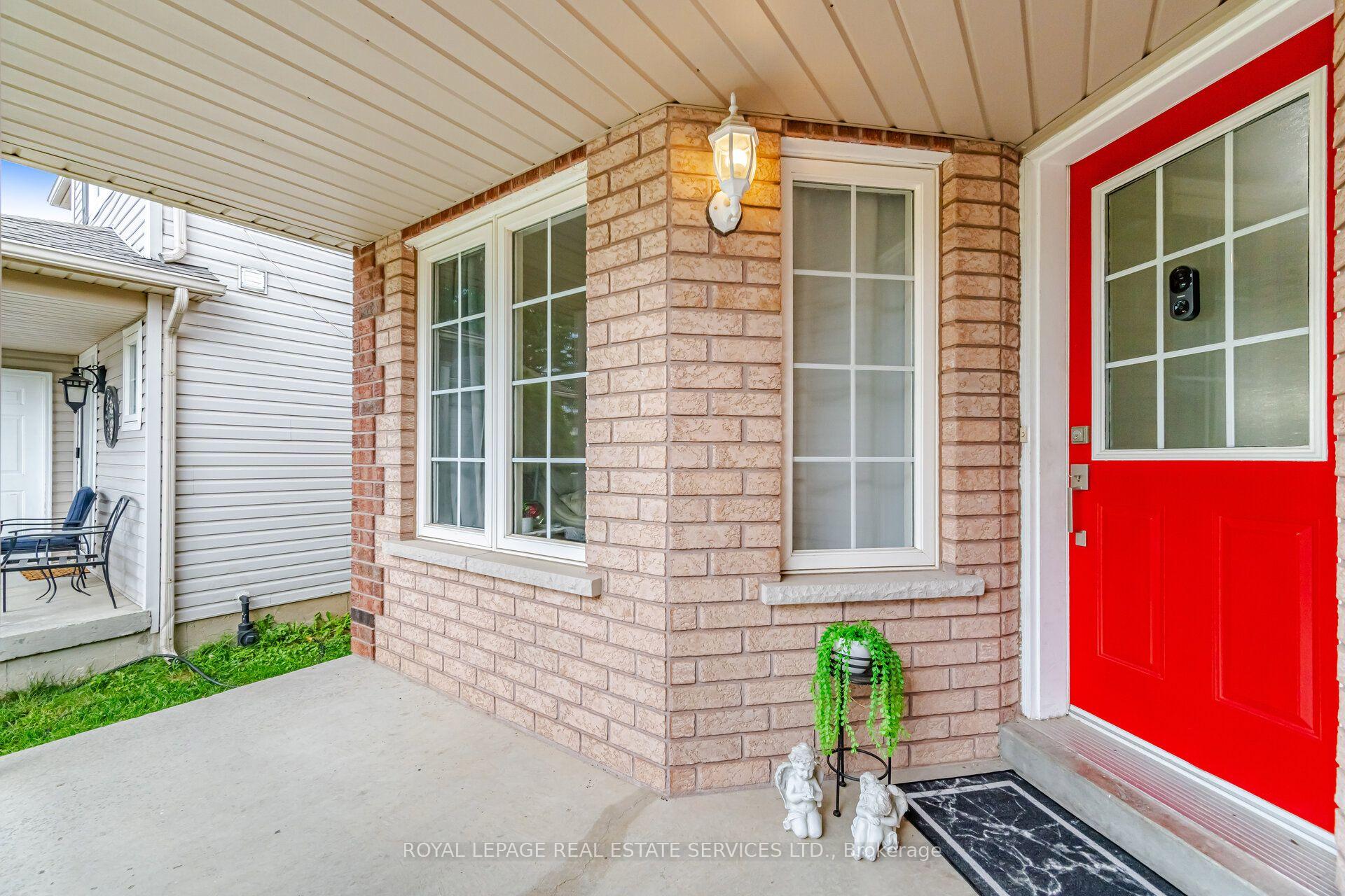 Photo 7 of 28 Wheatland Drive, Cambridge, Christopher-Champlain — HOMEH