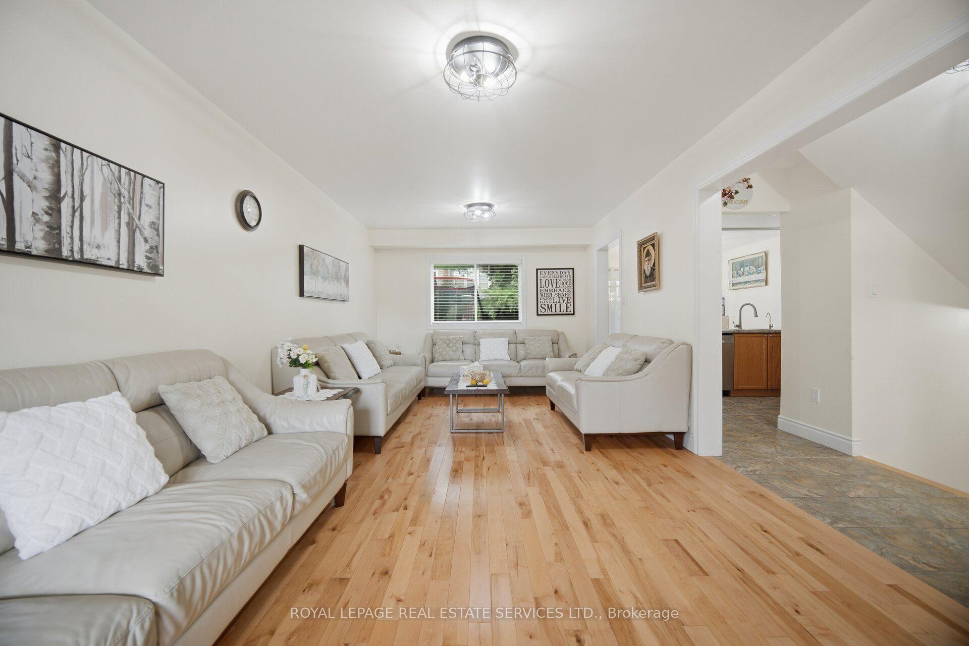 Photo 13 of 28 Wheatland Drive, Cambridge, Christopher-Champlain — HOMEH